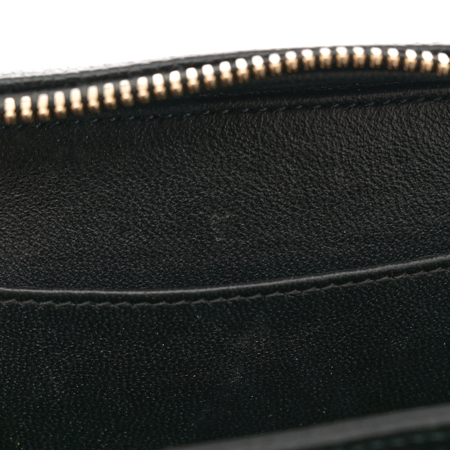 Caviar Quilted Small CC Filigree Vanity Case Black