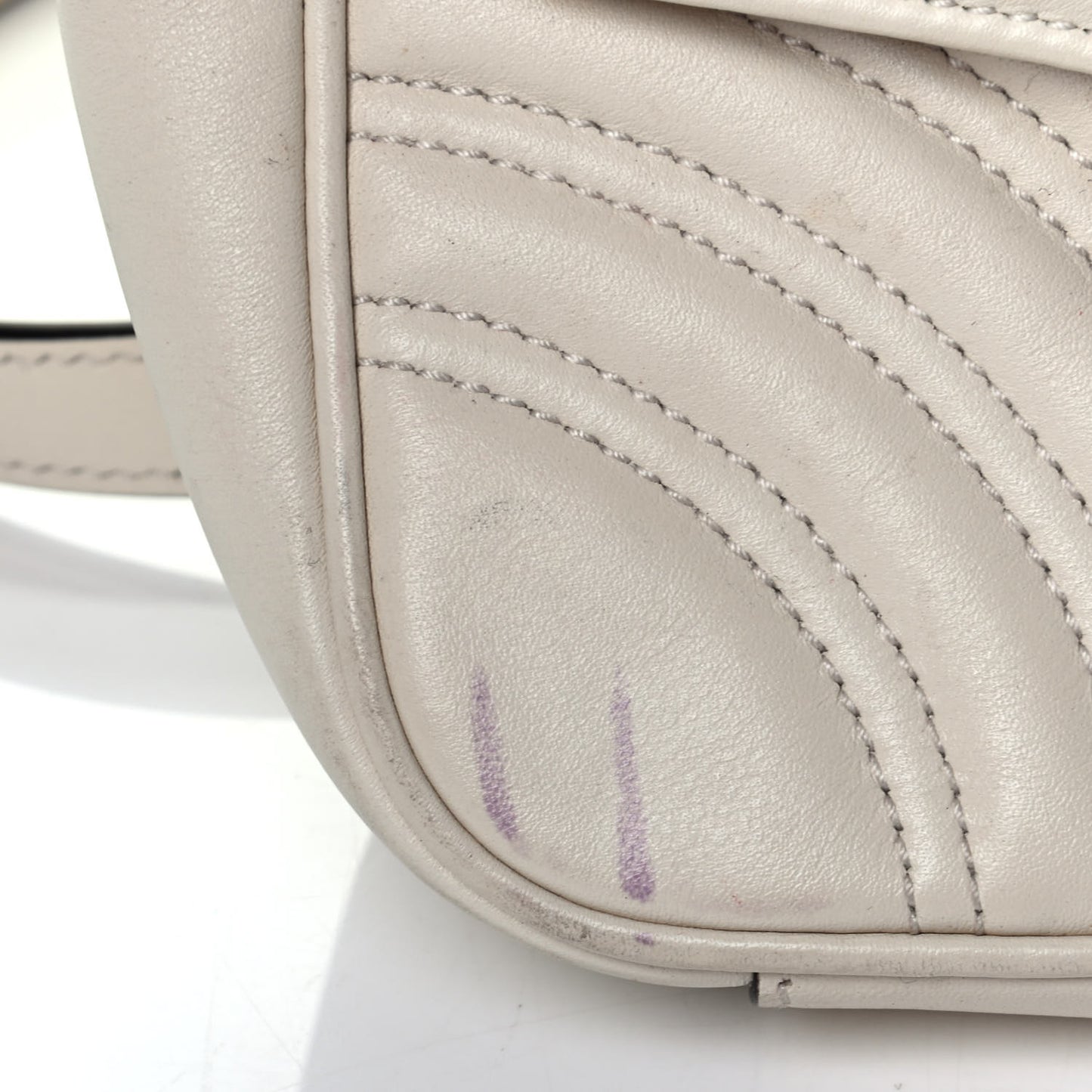 Calfskin Matelasse Small GG Marmont Shoulder Bag White