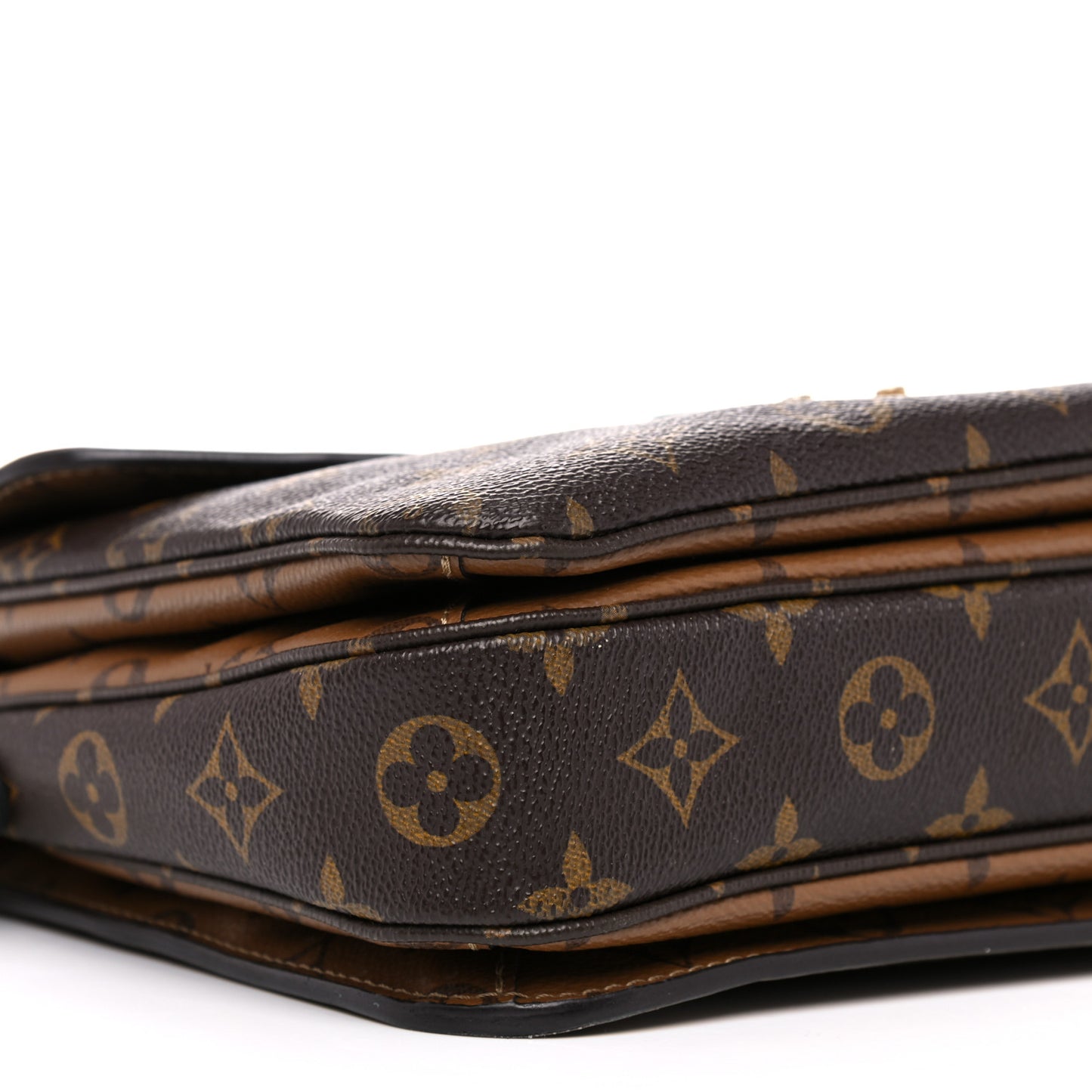 Reverse Monogram Pochette Metis