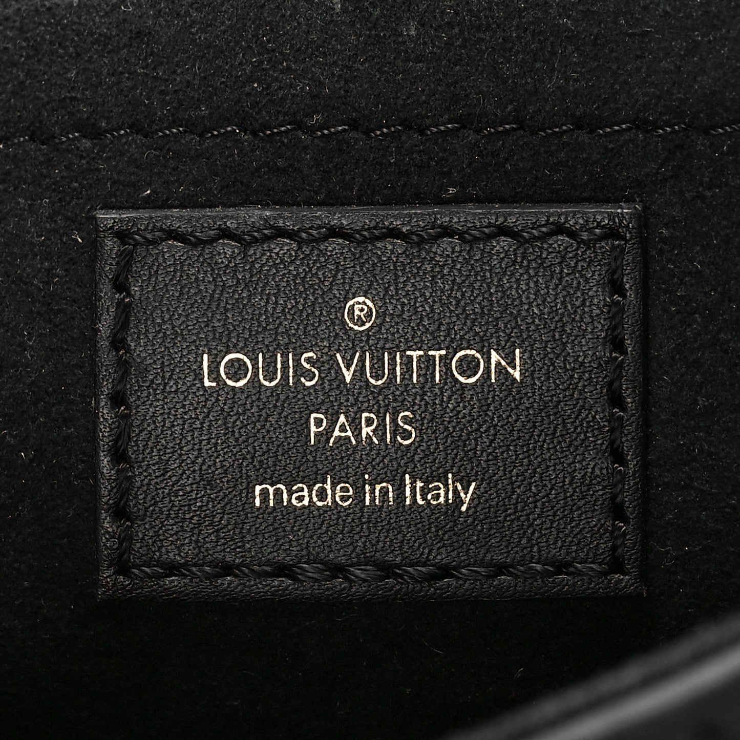 Calfskin New Wave Chain MM Black