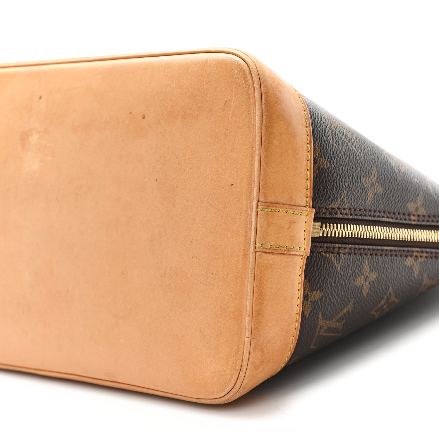 Louis Vuitton Monogram Alma PM 9 of 9