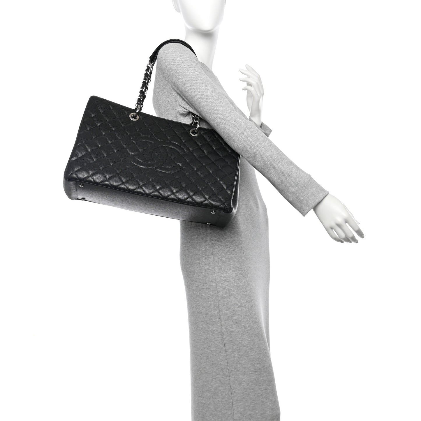 Caviar Quilted XL Grand Shopping Tote GST Black