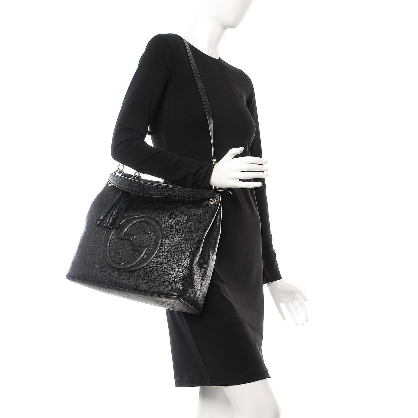 Pebbled Calfskin Large Soho Hobo Black