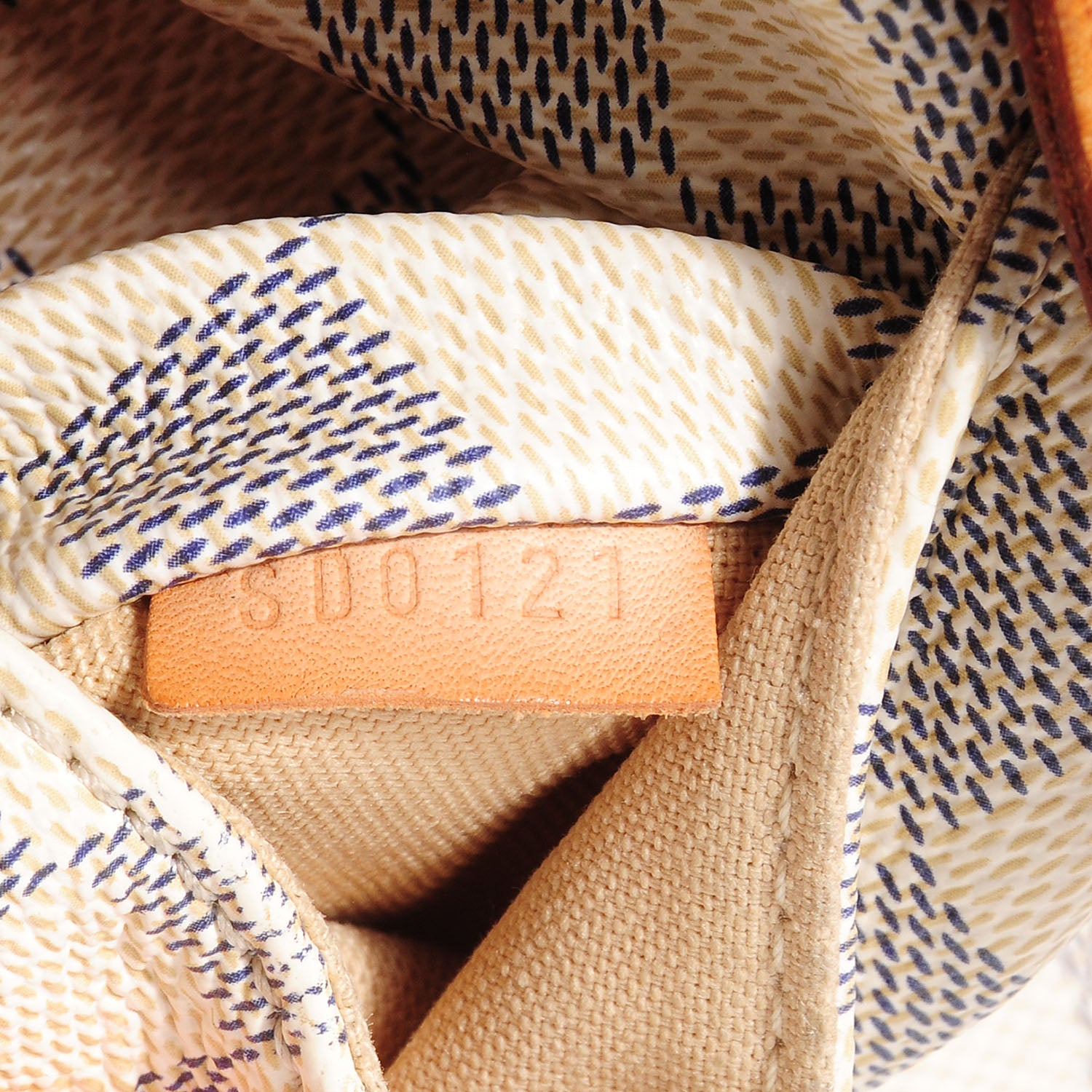 Louis Vuitton Damier Azur Totally PM 6 of 7