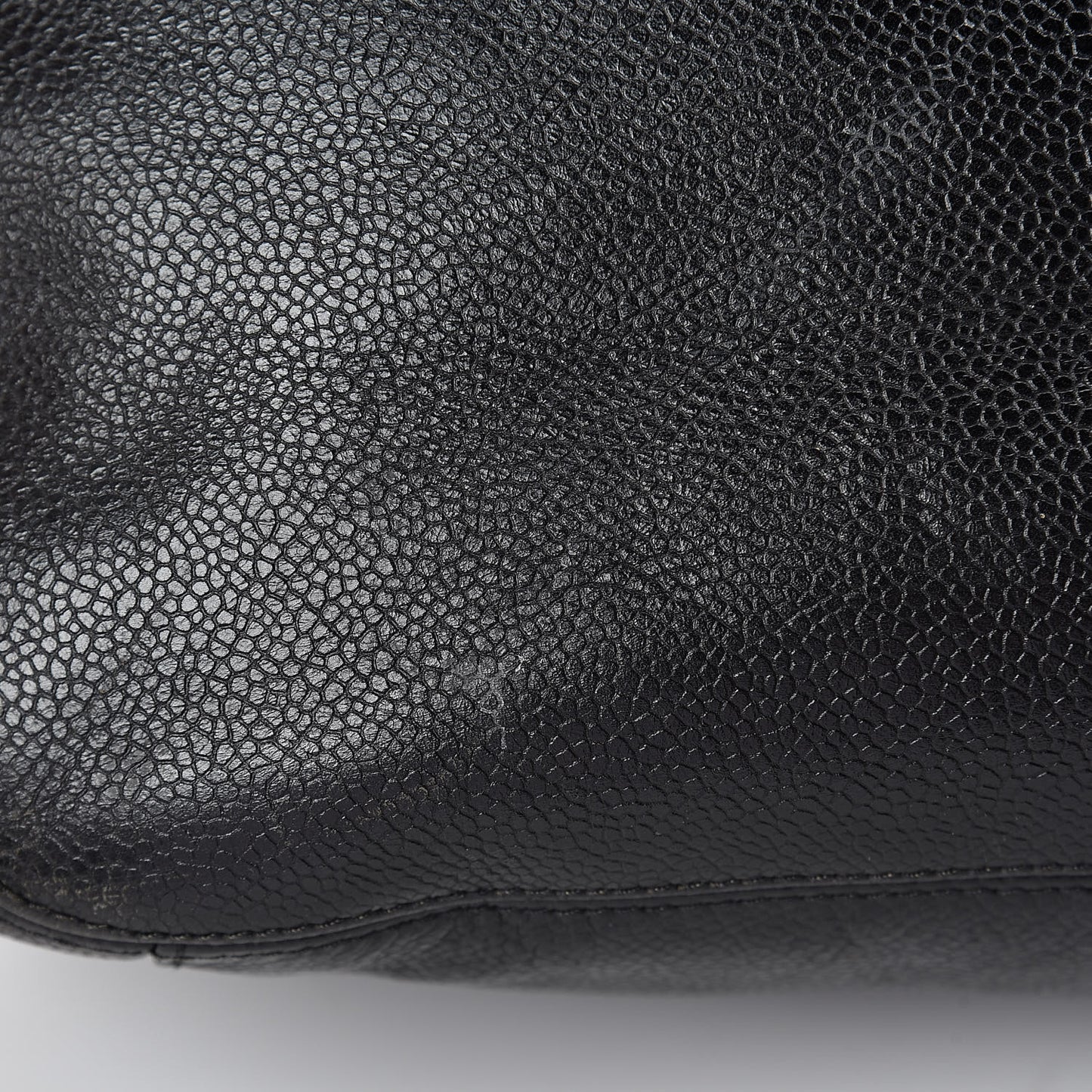 Caviar CC Shoulder Bag Black