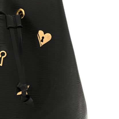 Louis Vuitton Epi Love Lock Neonoe Black 11 of 12