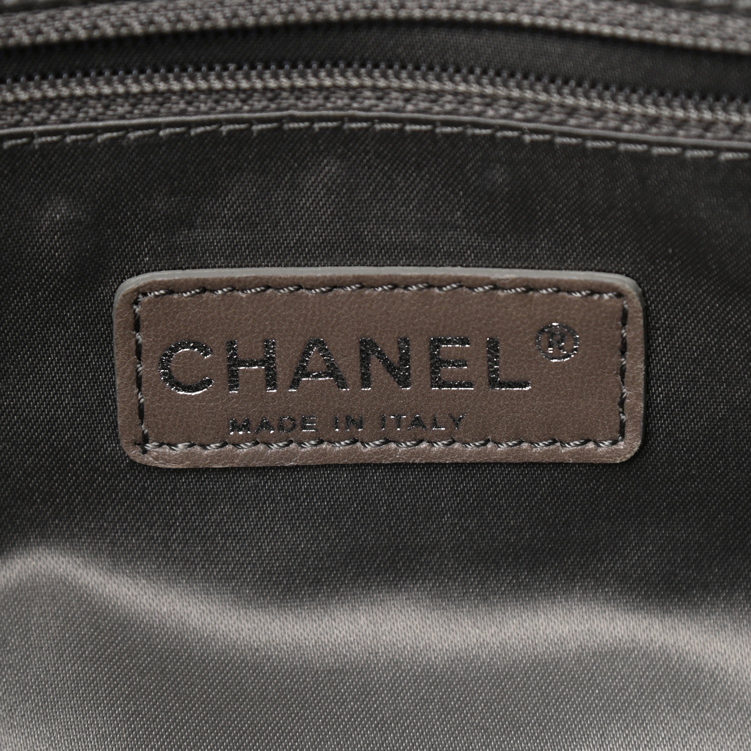 Chanel Patent Luxe Ligne Bowler Black 6 of 11