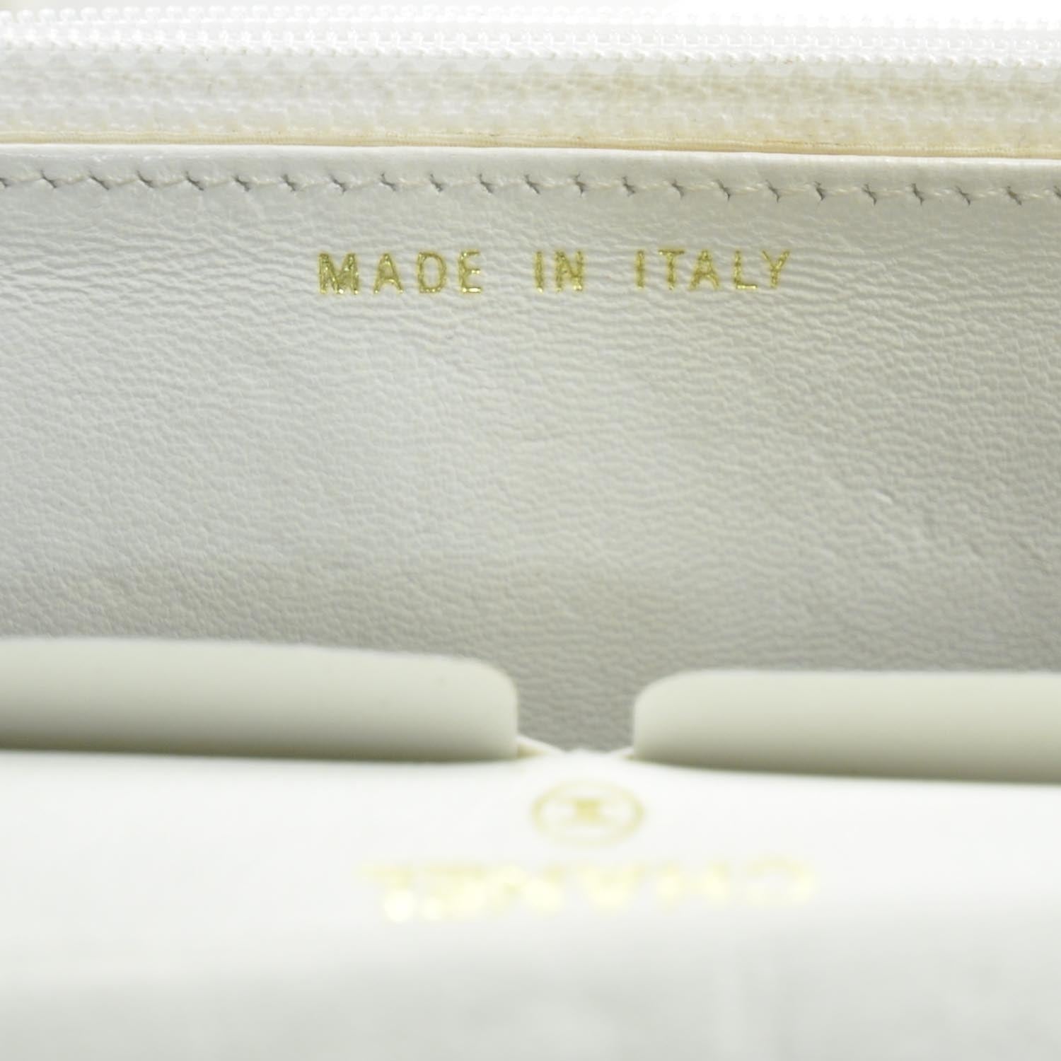 Chanel Caviar Wallet on Chain White 9 of 11