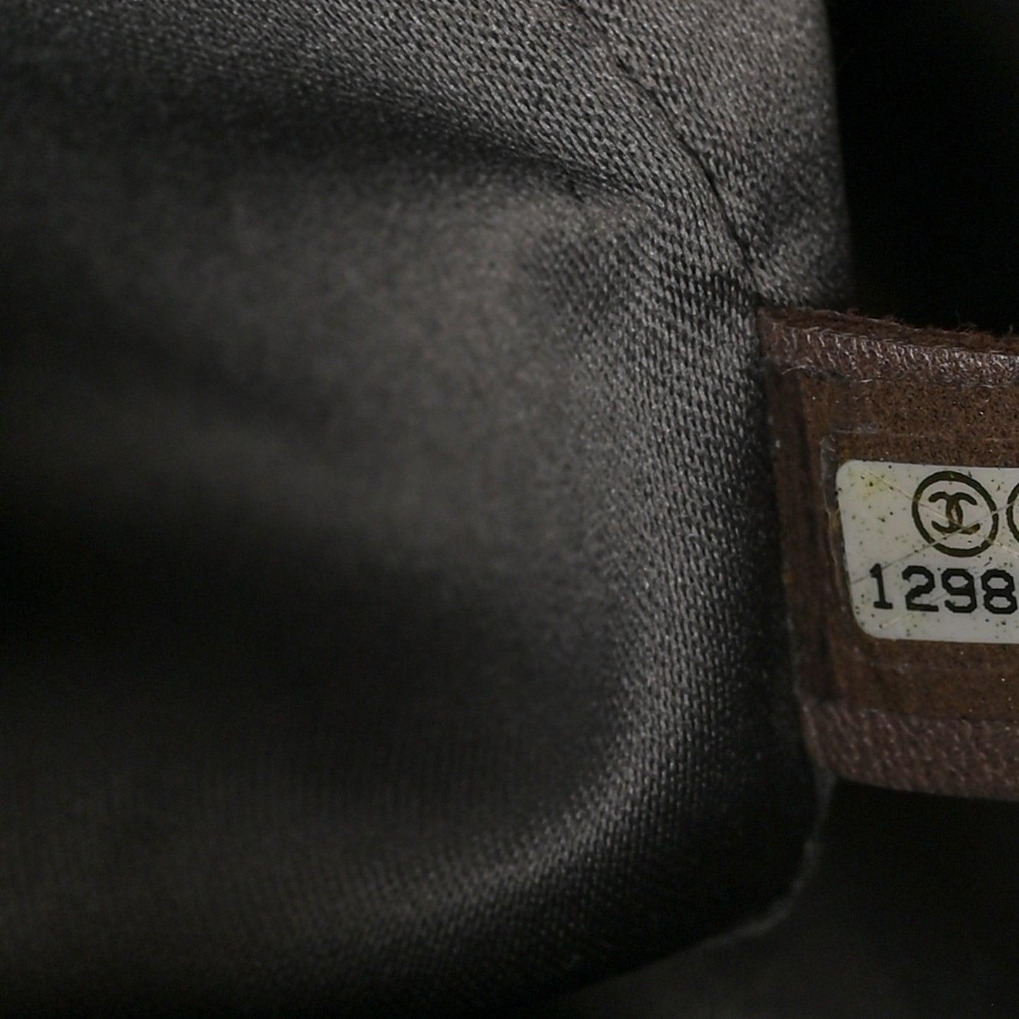Caviar Stitched Pocket In The City Hobo Black