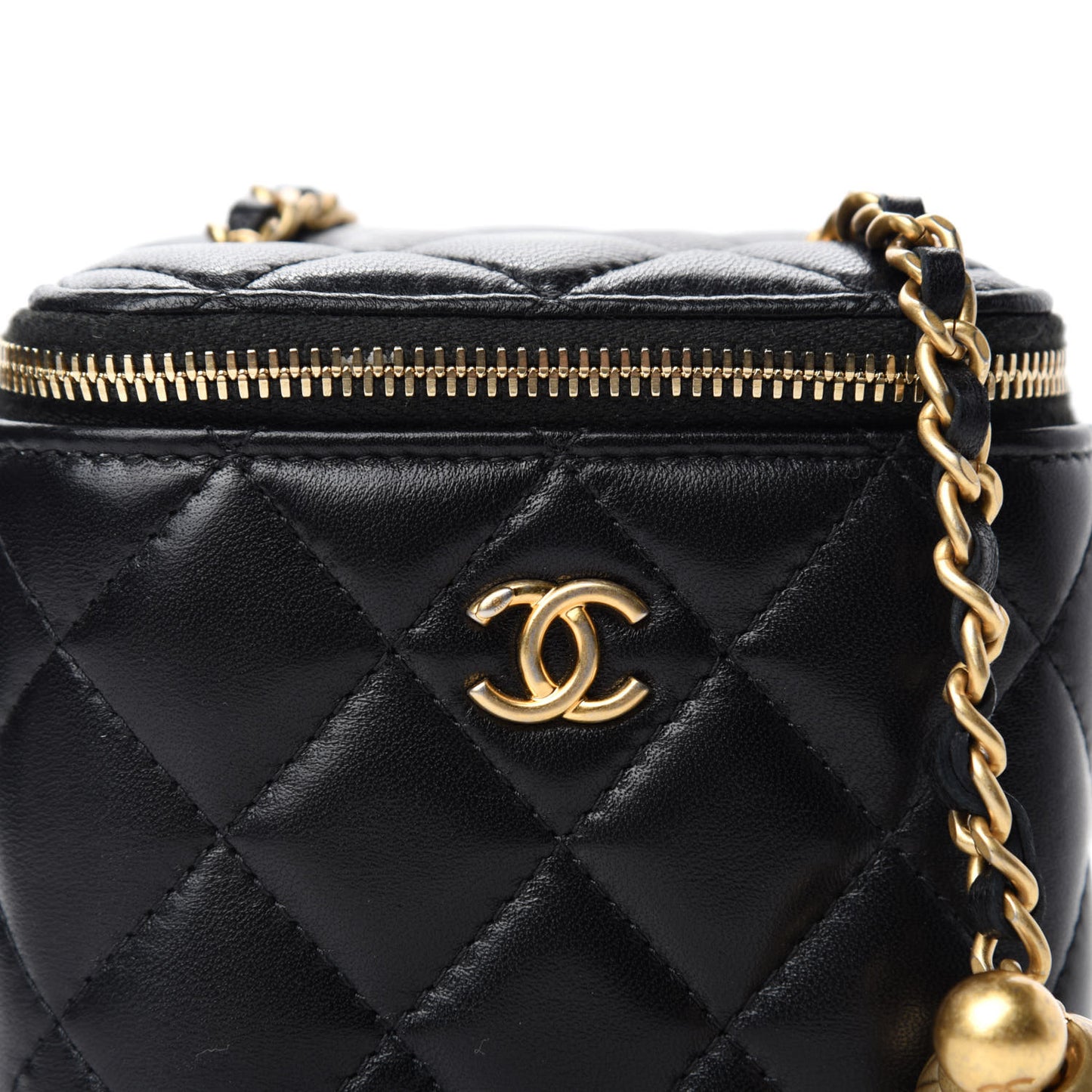 Lambskin Quilted Mini Pearl Crush Vanity Case With Chain Black