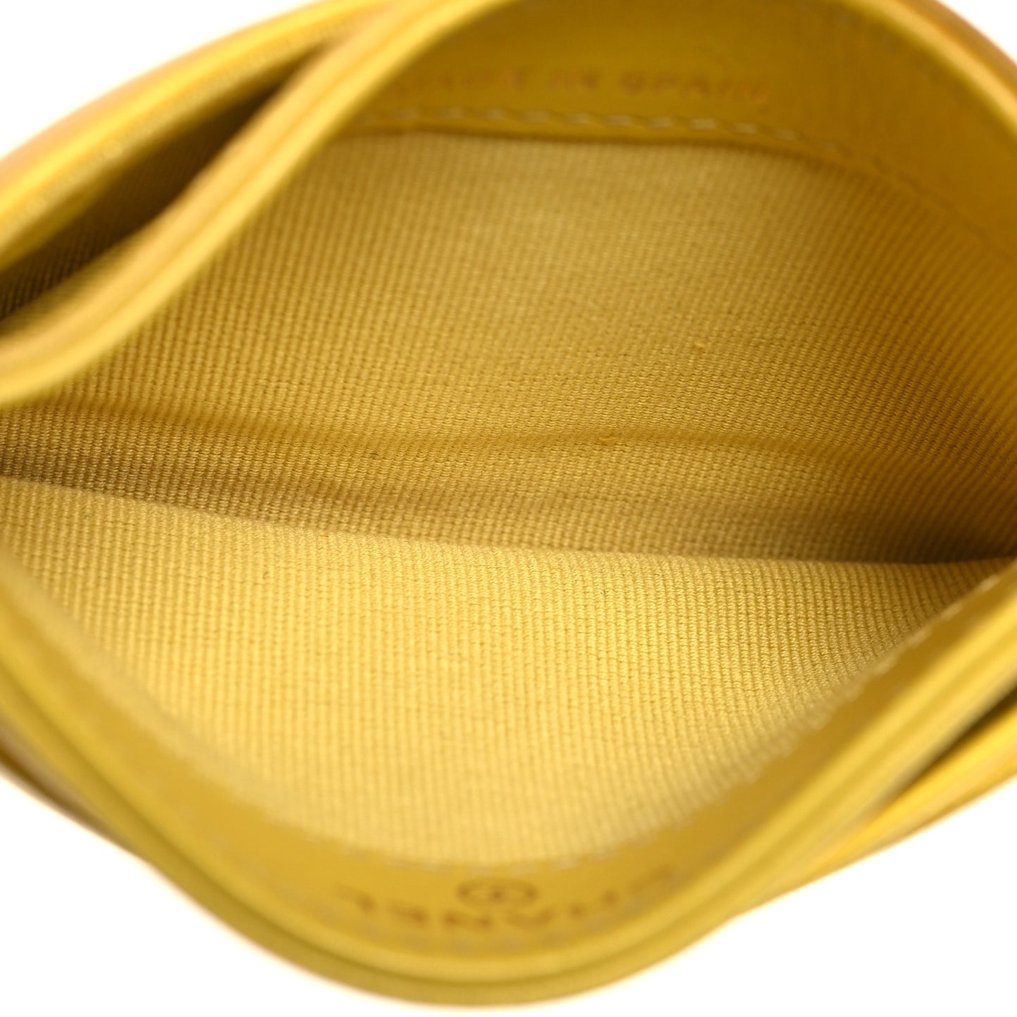 Lambskin Quilted Chanel 19 Card Holder Yellow