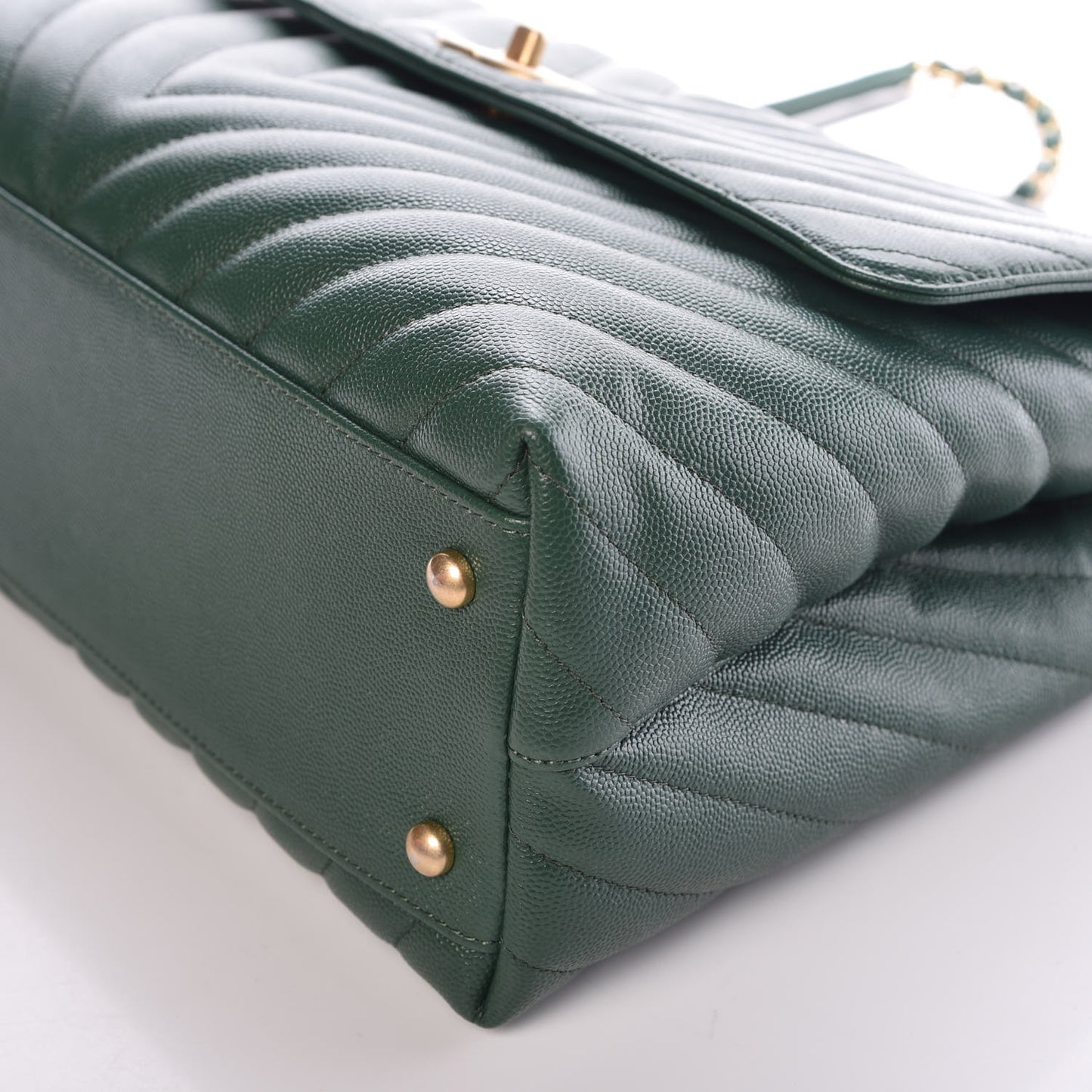 Caviar Chevron Quilted Medium Coco Handle Flap Green