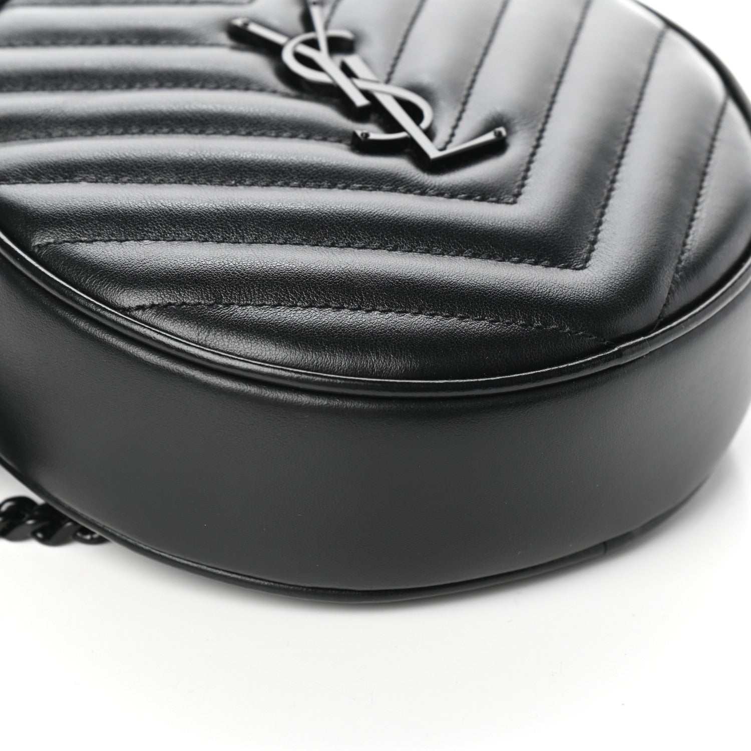 Saint Laurent Calfskin Matelasse Chevron Round Vinyle Camera Bag Black 8 of 9