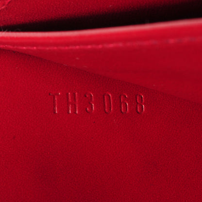 Louis Vuitton Vernis Sarah Wallet Pomme D'Amour 8 of 8