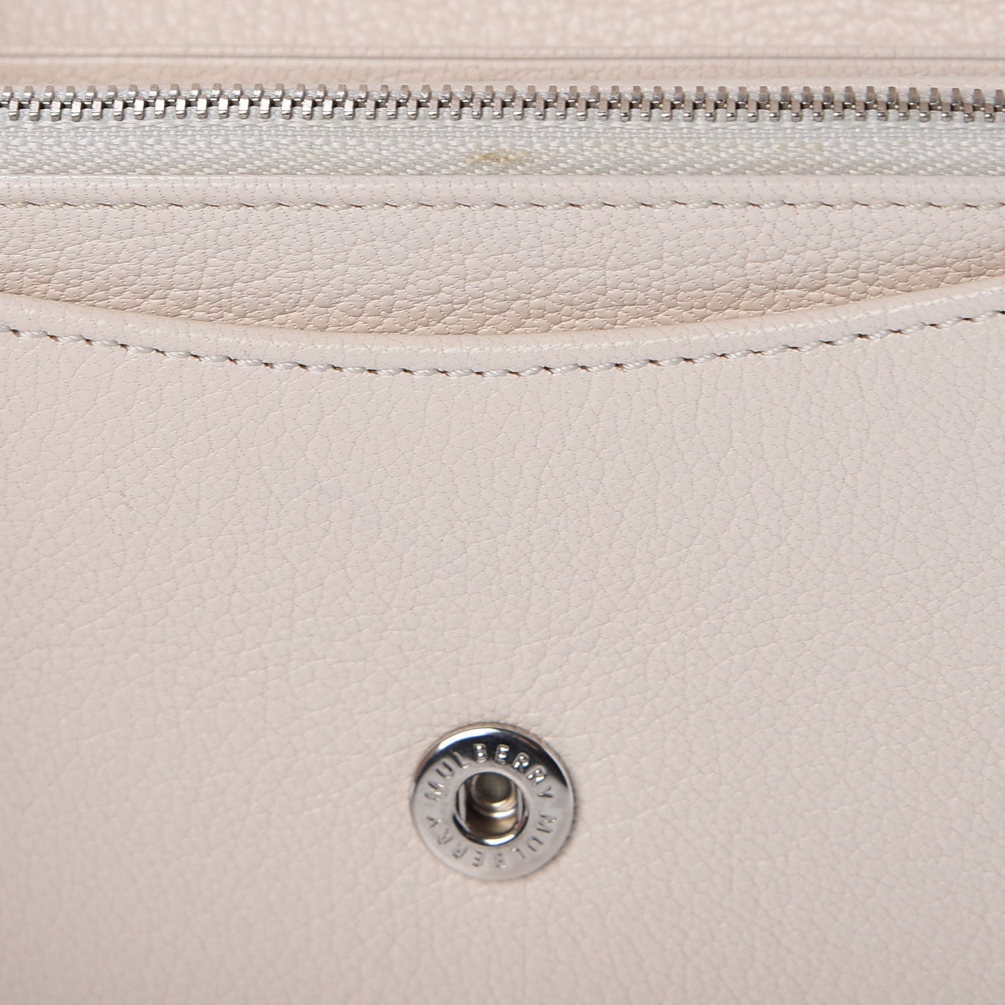 Glossy Goatskin Dome Rivet Continental Wallet Cream