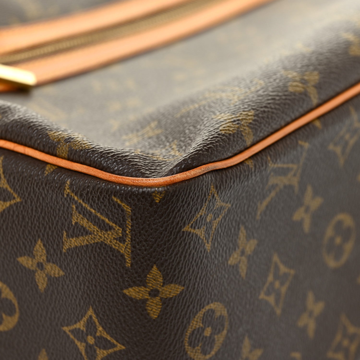 Louis Vuitton Monogram Cite GM 12 of 31