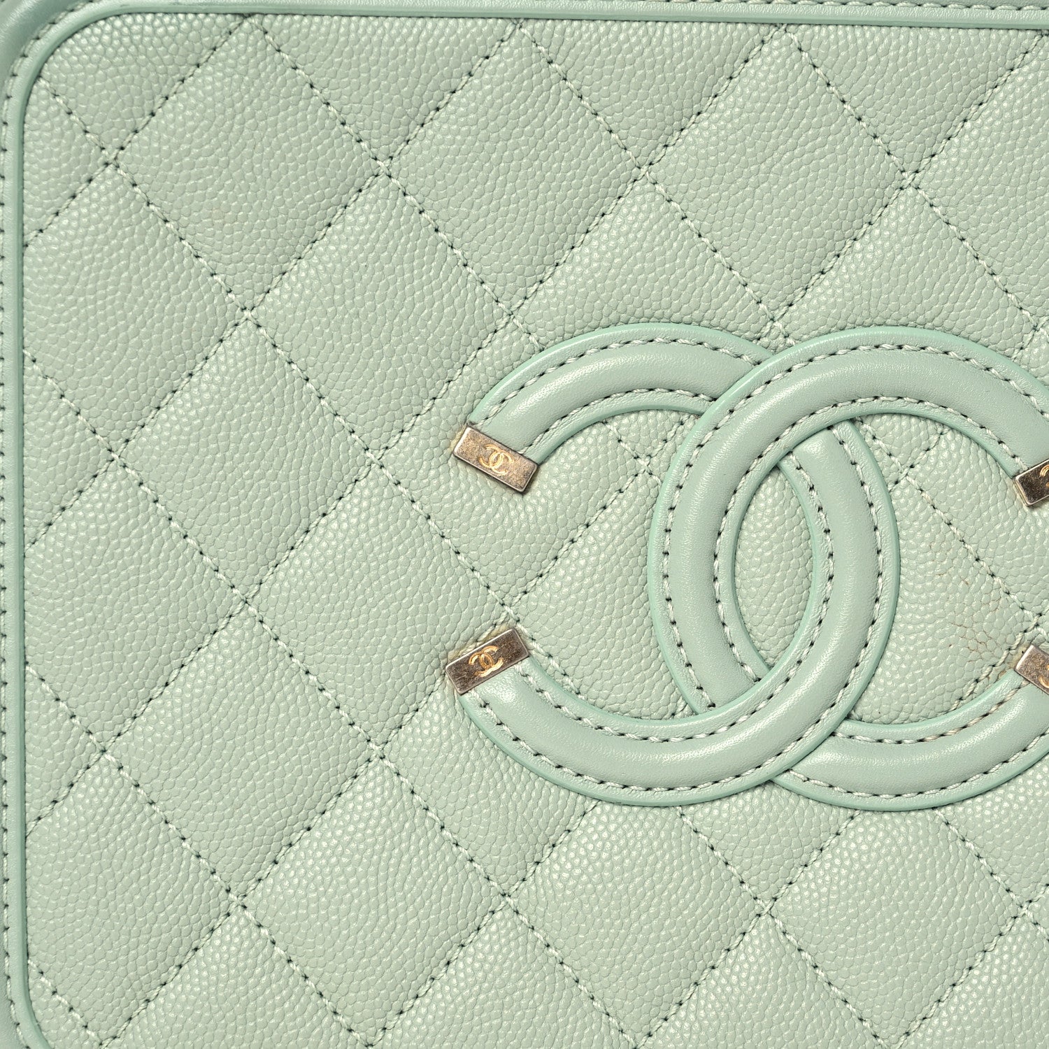 Chanel Caviar Quilted Medium CC Filigree Vanity Case Mint 10 of 15
