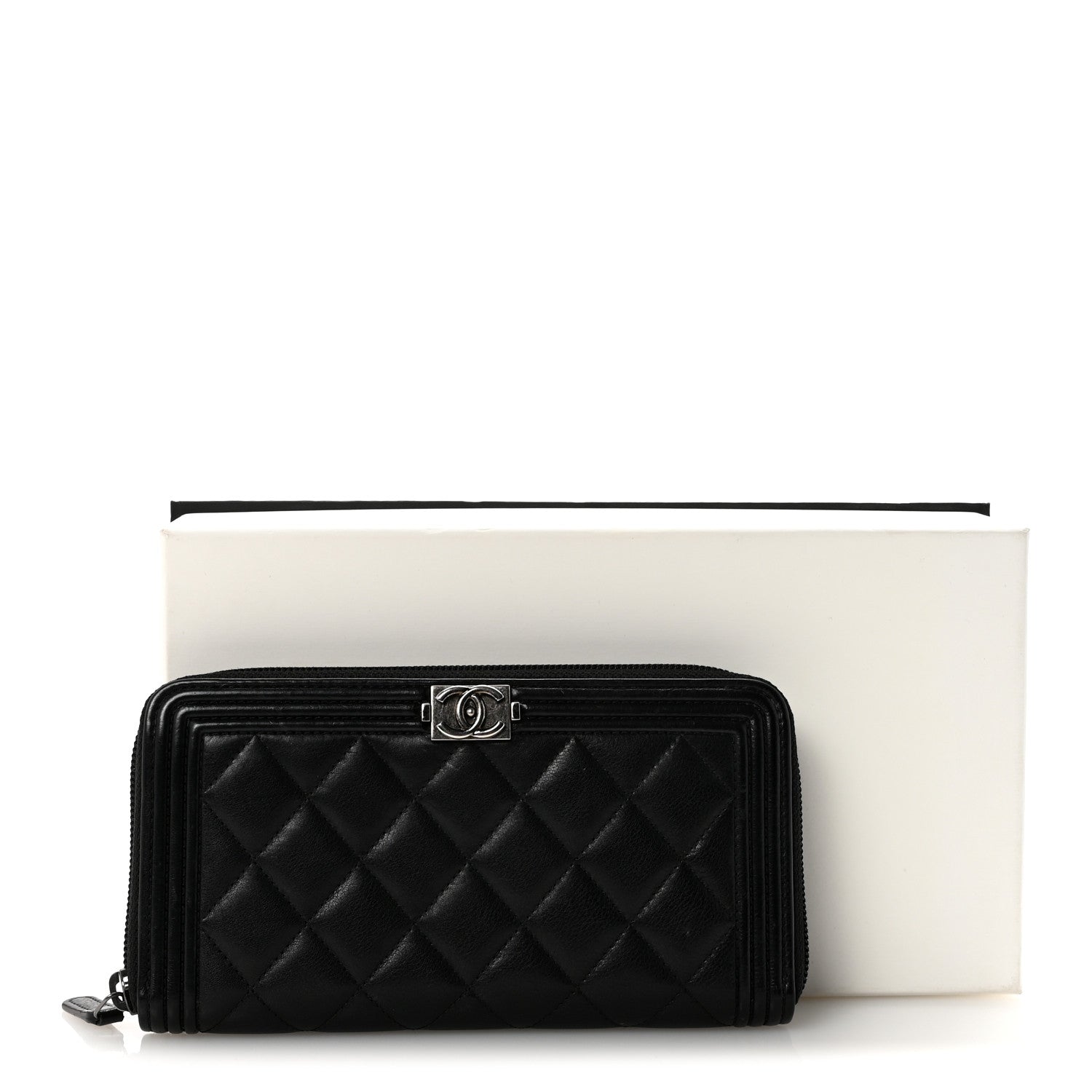 財布 CHANEL マット風の大人デザイン】CHANEL☆二つ折り畳み財布 (CHANEL