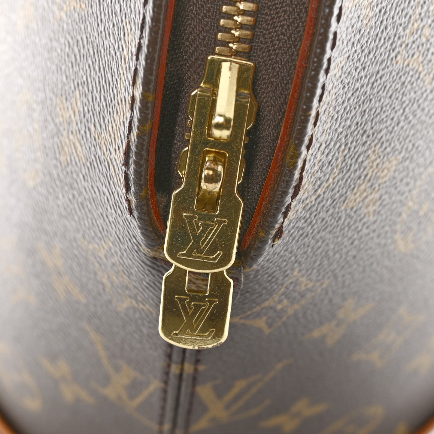 Monogram Ellipse MM