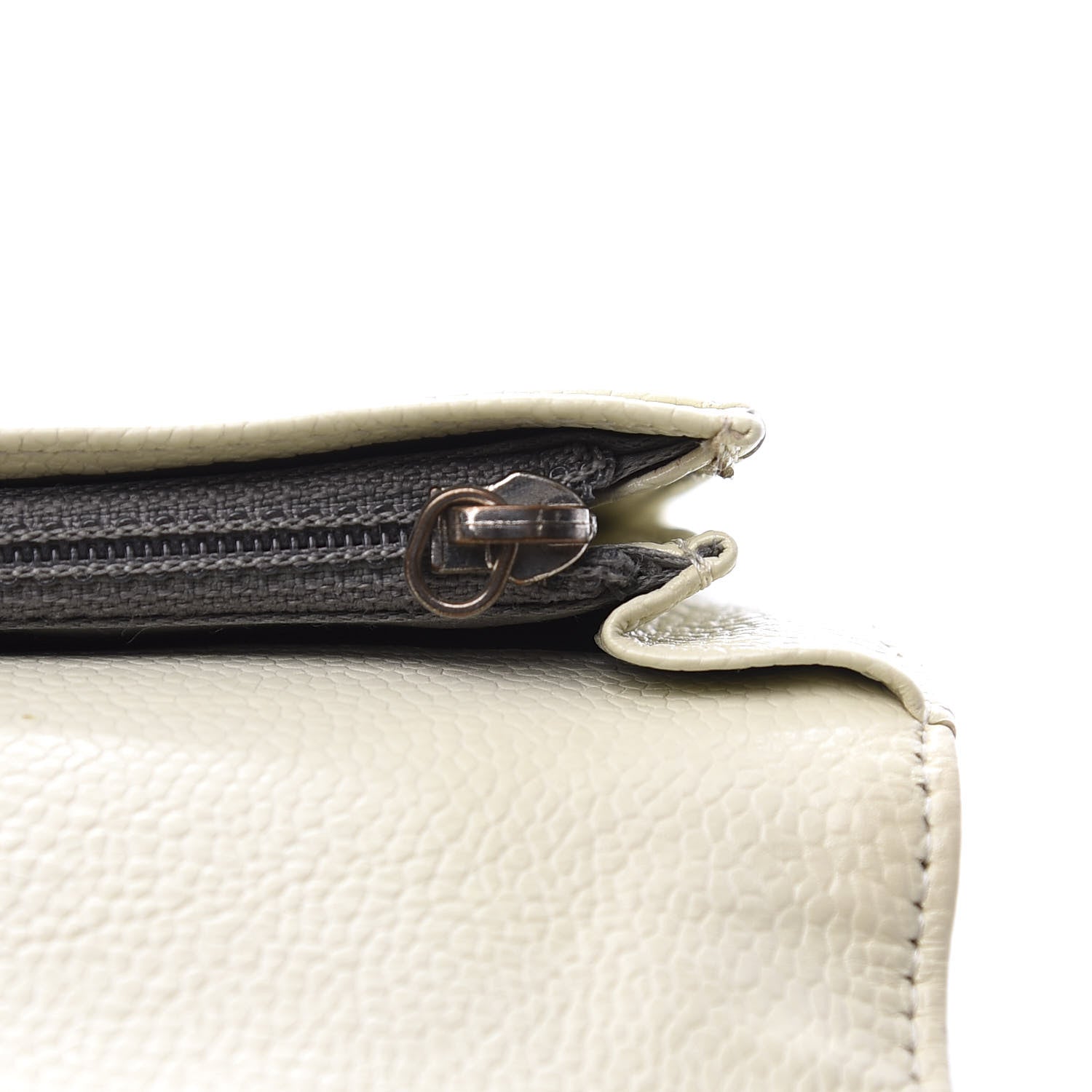 Chanel Caviar Stitched Yen Wallet White 8 of 10