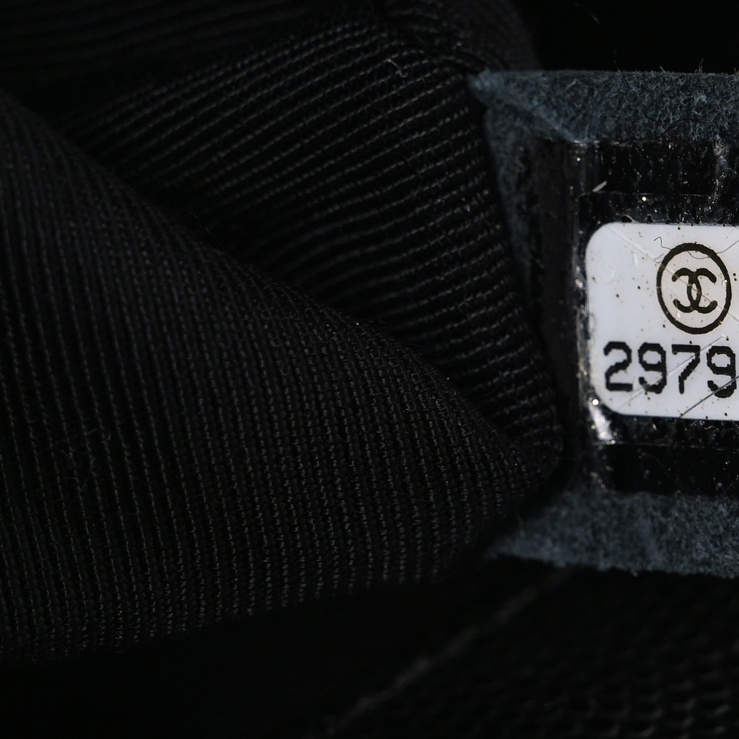 Chanel Caviar Quilted Medium Boy Flap Black 7 of 10