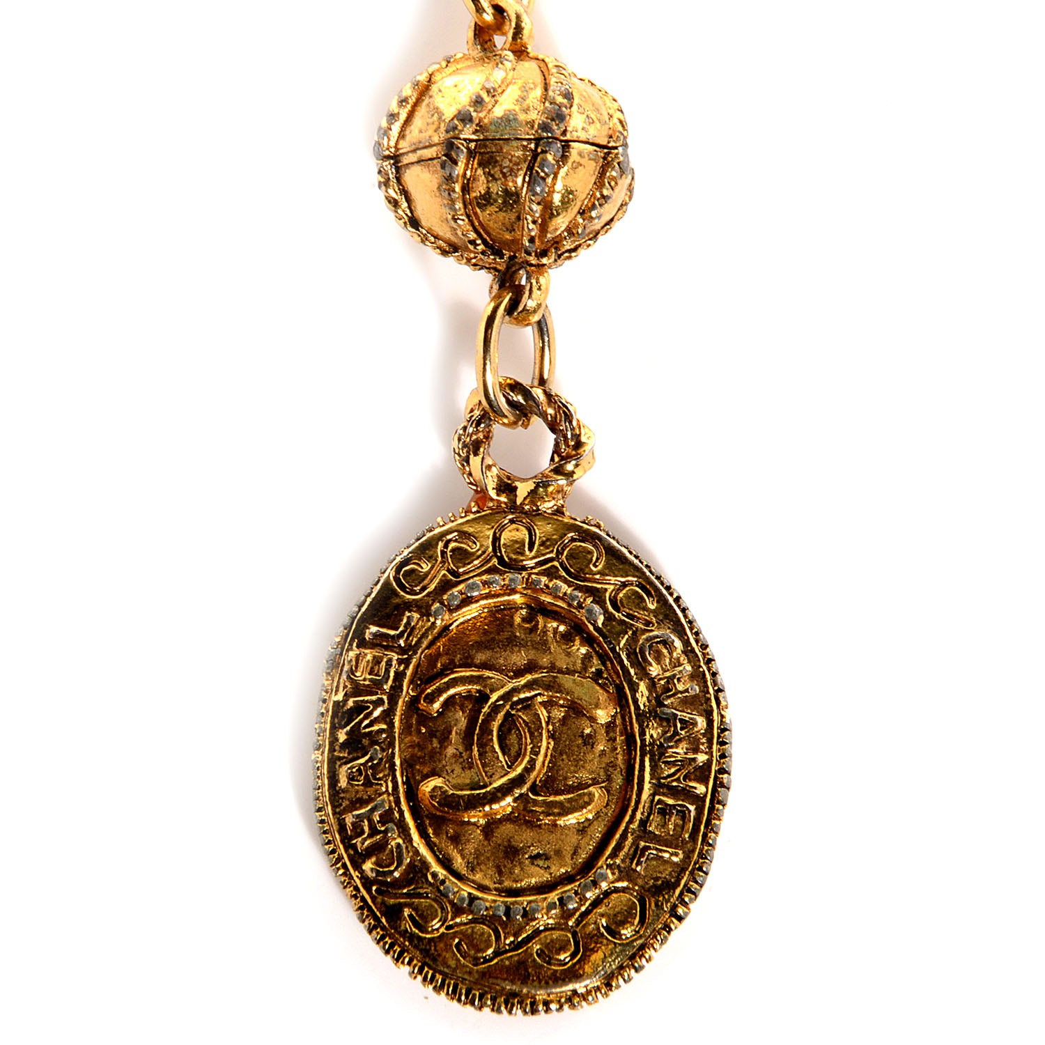 Chanel CC Medallions Necklace Gold 3 of 4