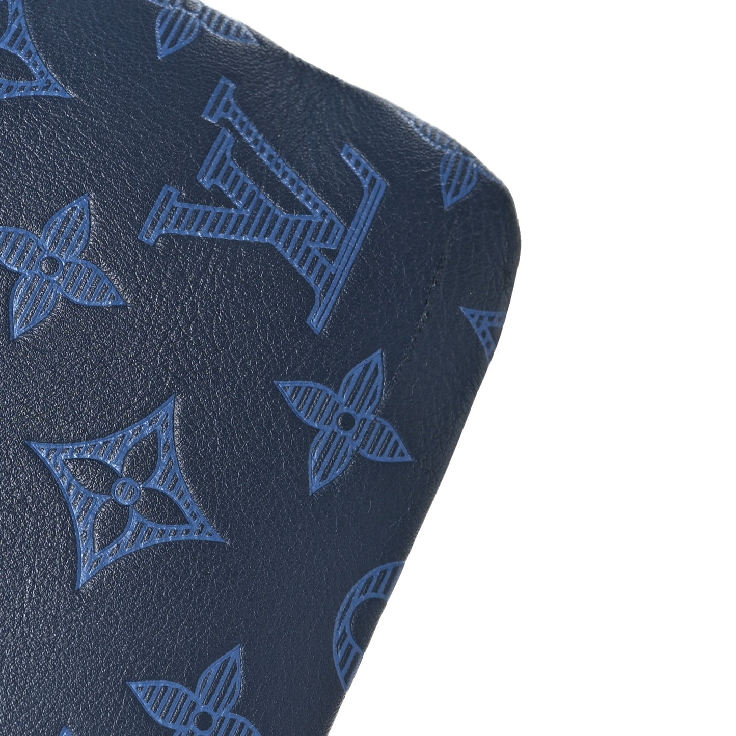 Monogram Shadow Discovery Pochette GM Blue