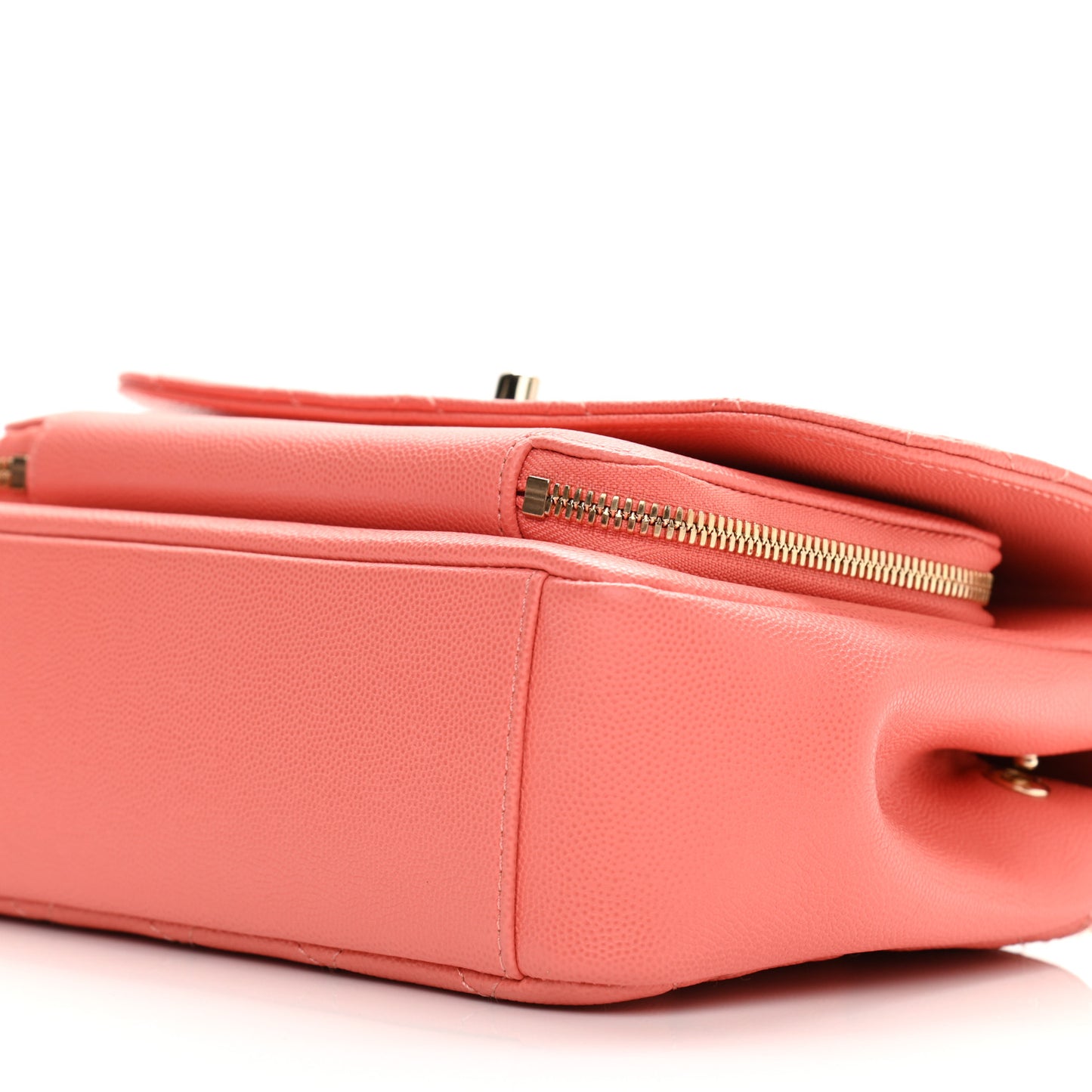 Caviar Quilted Medium Business Affinity Flap Coral