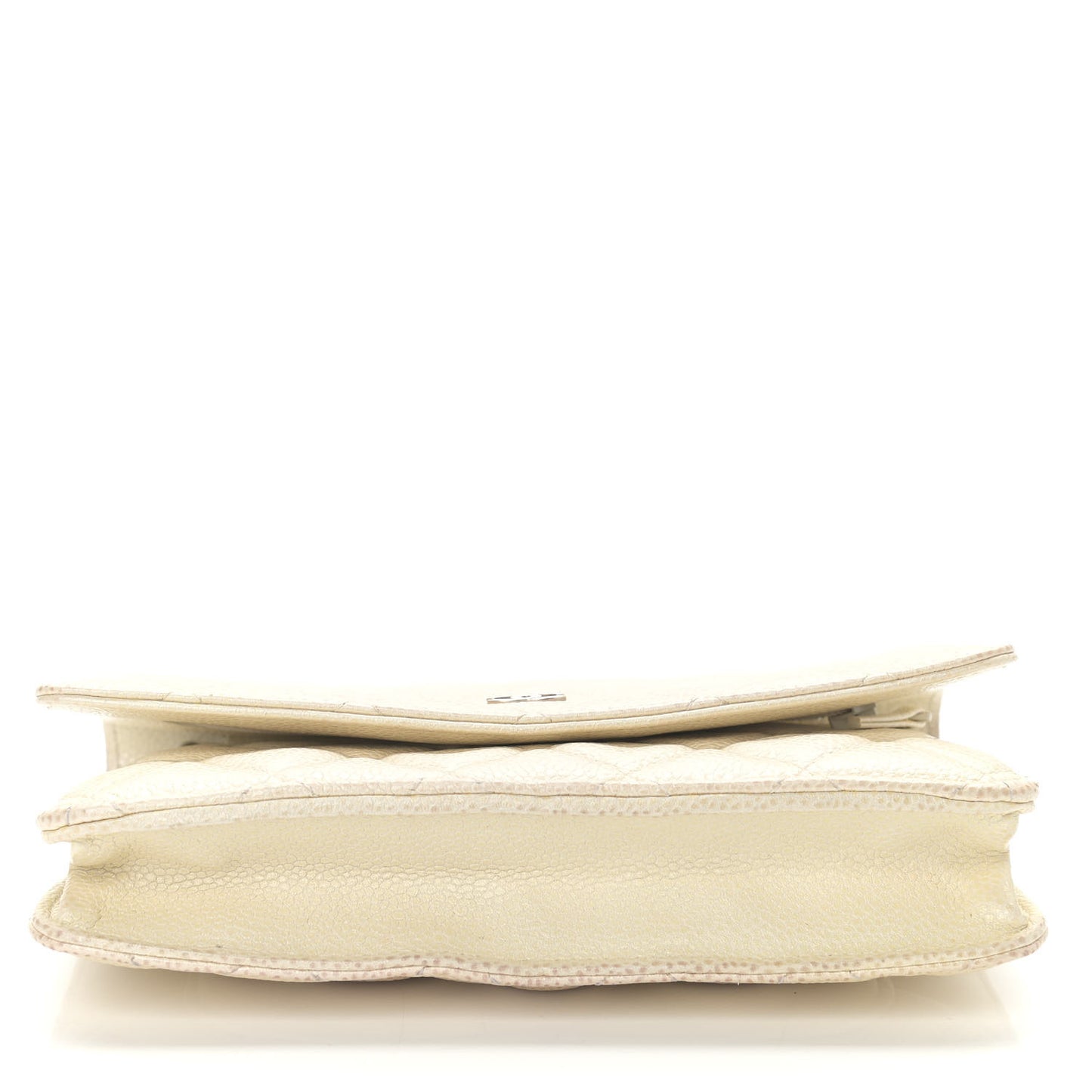 Iridescent Caviar Quilted Wallet On Chain WOC Ivory