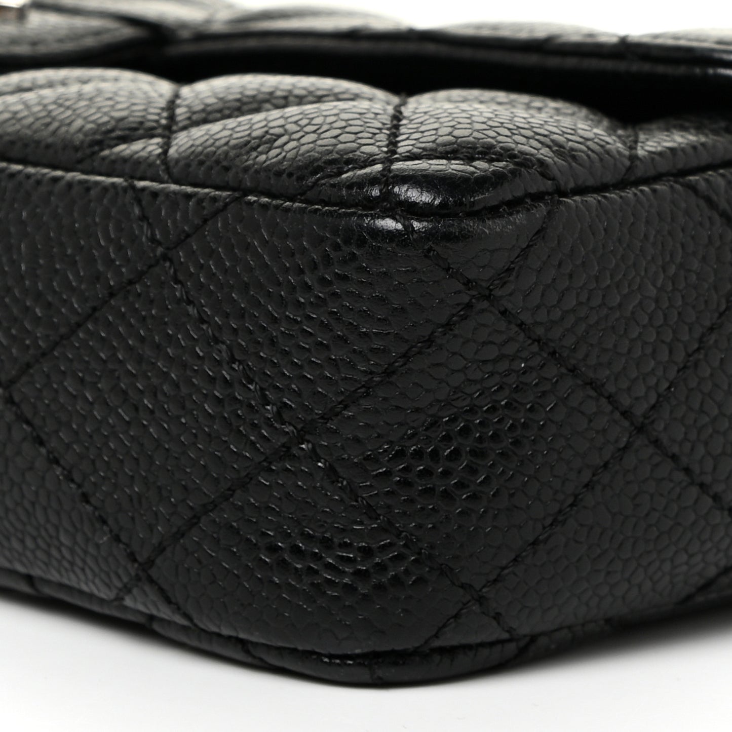 Caviar Quilted East West Flap Black