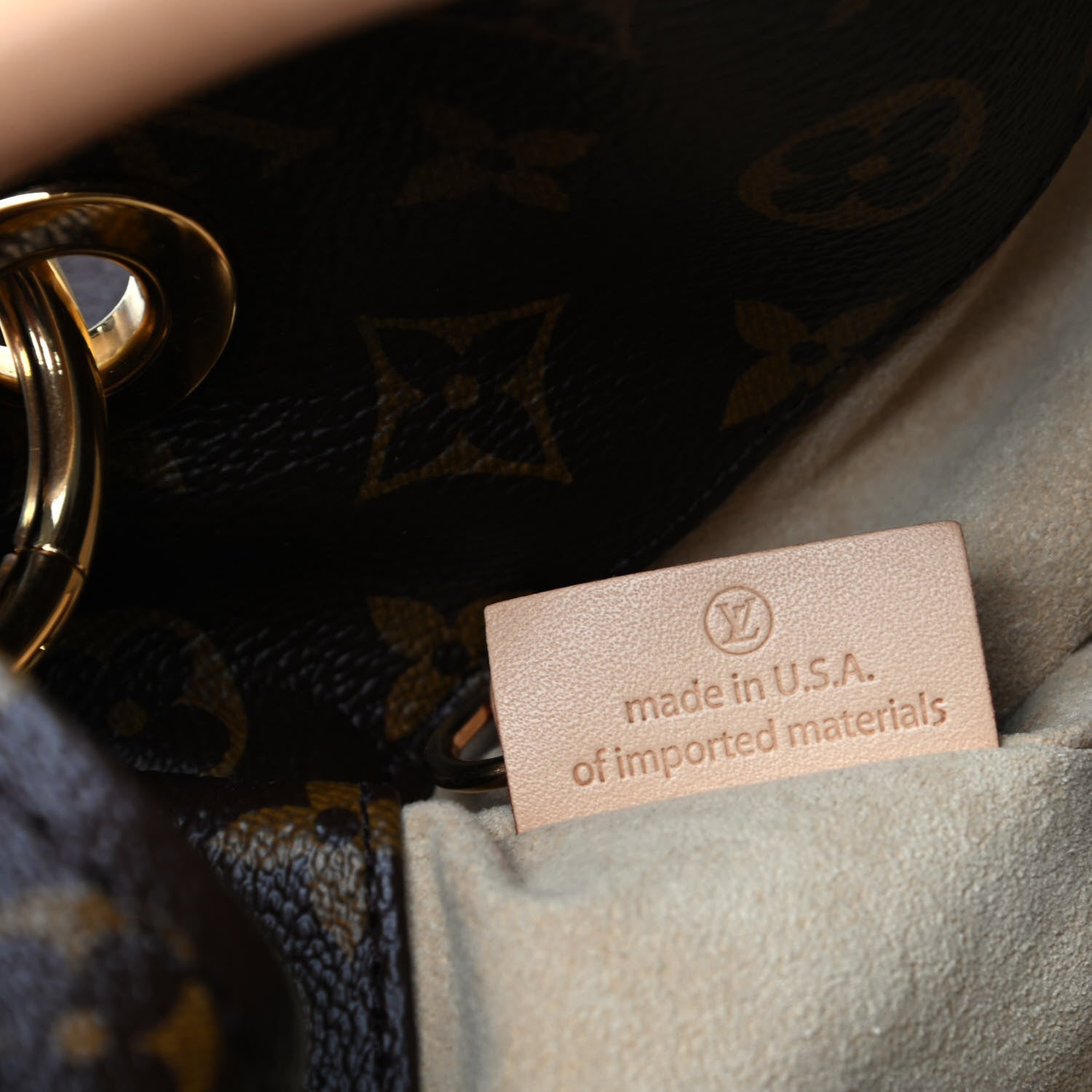 Louis Vuitton Monogram Artsy MM 9 of 10