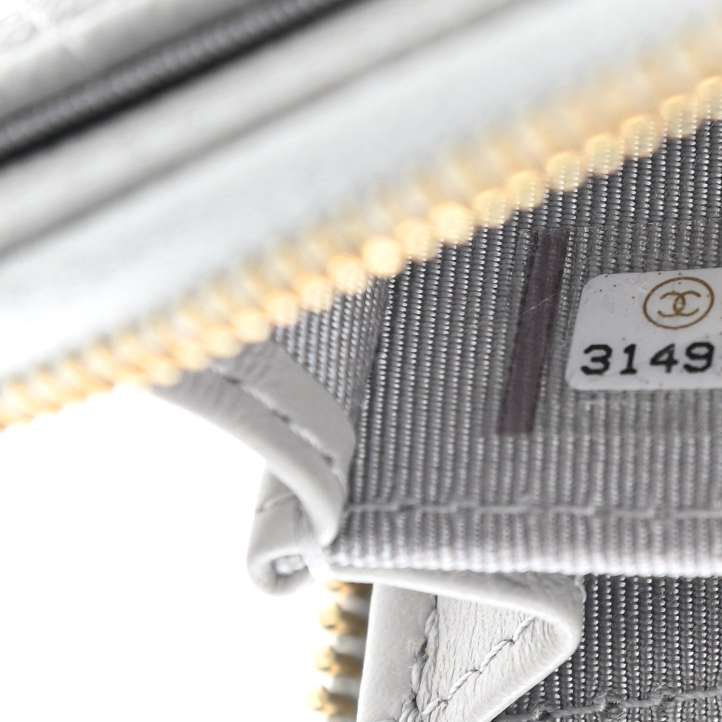 Caviar Quilted Zip Coin Purse Grey