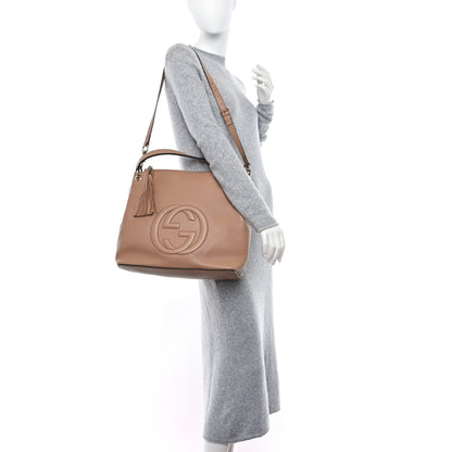Gucci Pebbled Calfskin Large Soho Hobo Camelia 2 of 13