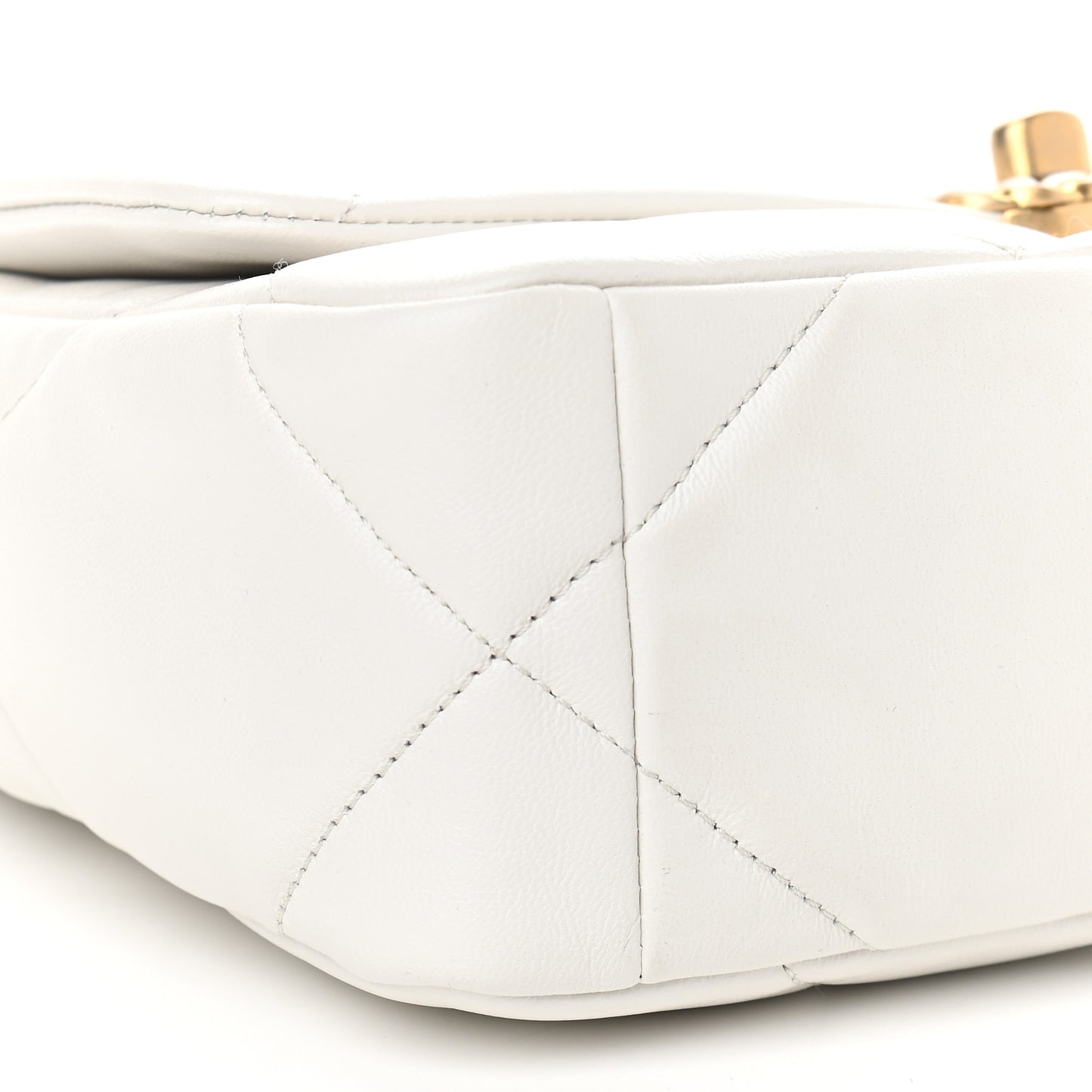 Goatskin Quilted Medium Chanel 19 Flap White