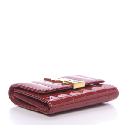 Saint Laurent Patent Matelasse Monogram Vicky Tri-Fold Wallet Rouge 4 of 7