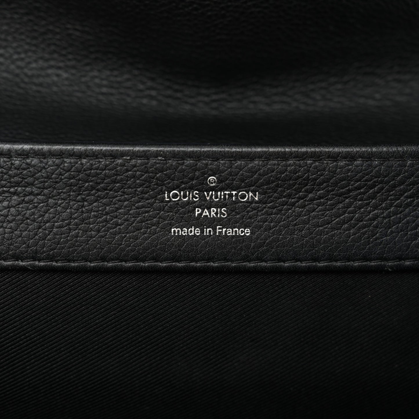 Calfskin Lockme II Chain Bag BB Black