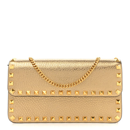Valentino Garavani Pebbled Calfskin Rockstud Flap Wallet On Chain Soft Gold 1 of 13