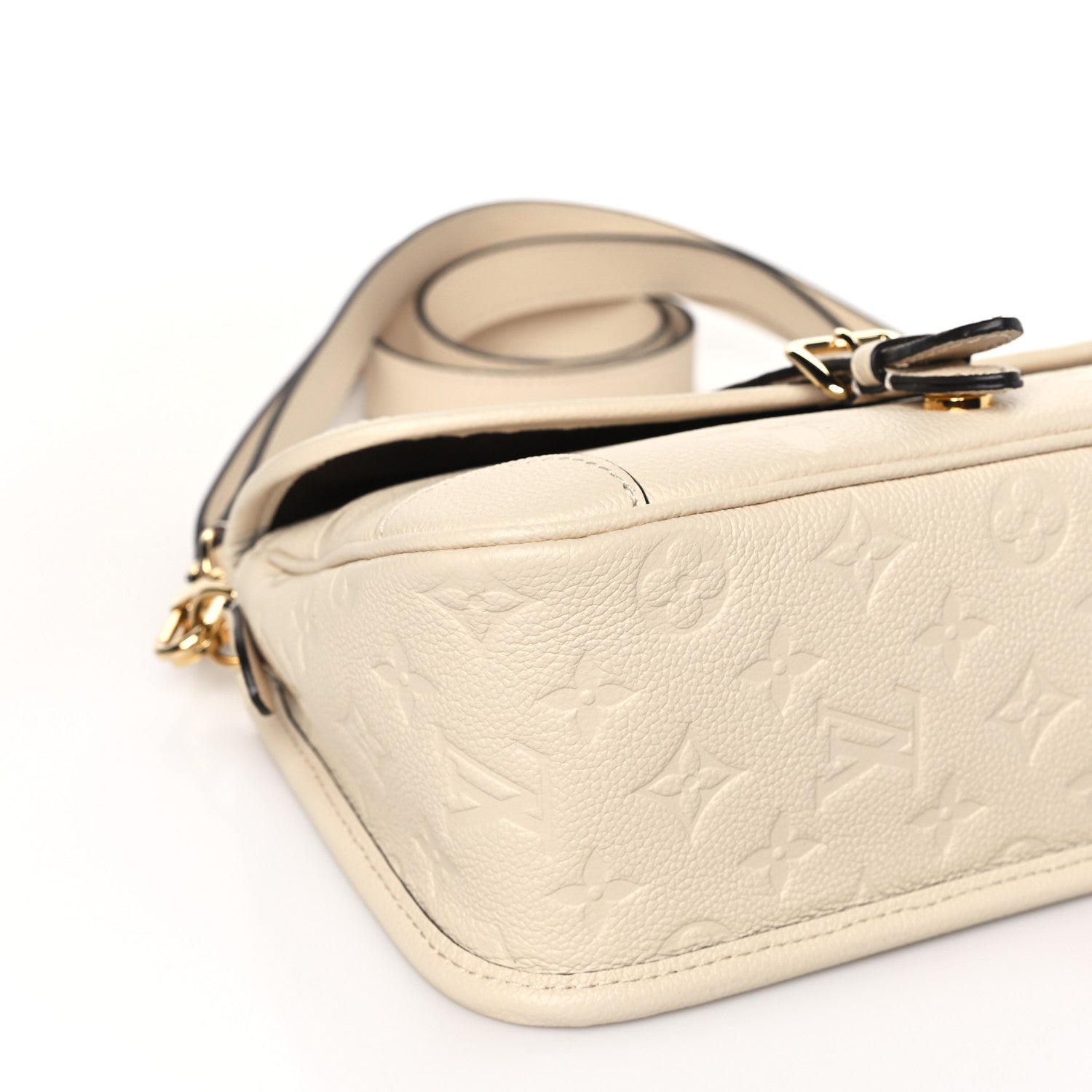 Louis Vuitton Empreinte Monogram Giant Diane Cream 14 of 17