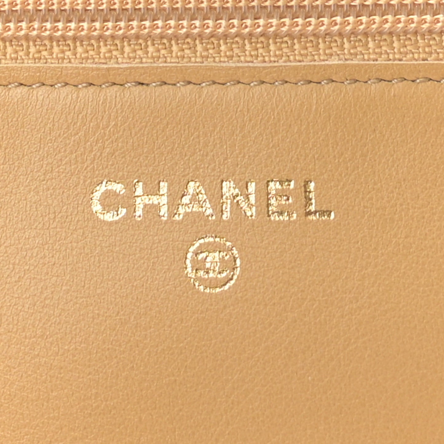 Metallic Patent Quilted Wallet On Chain WOC Gold