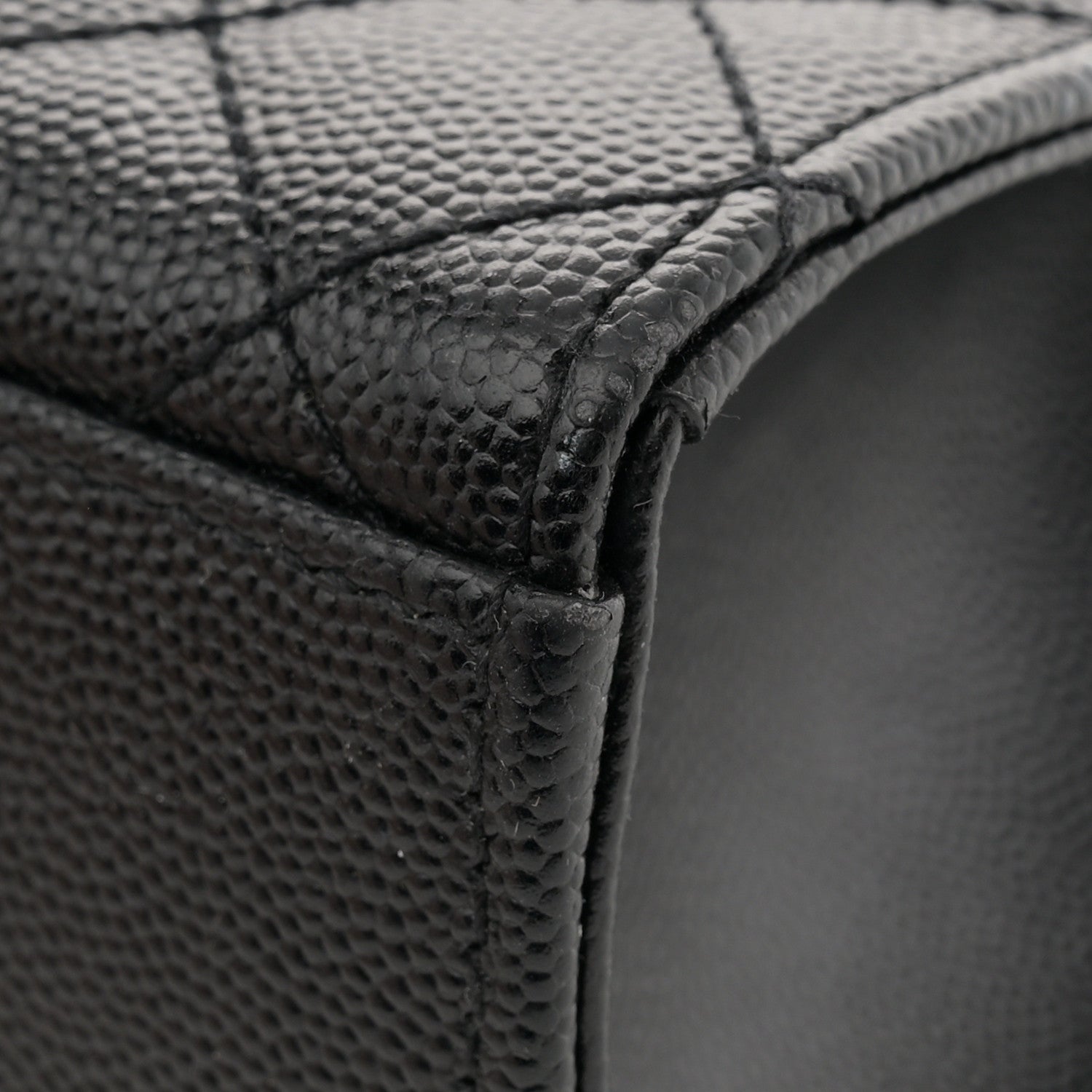 Saint Laurent Grain De Poudre Textured Mixed Matelasse Triquilt Medium Monogram Monochrome Satchel Black 11 of 11