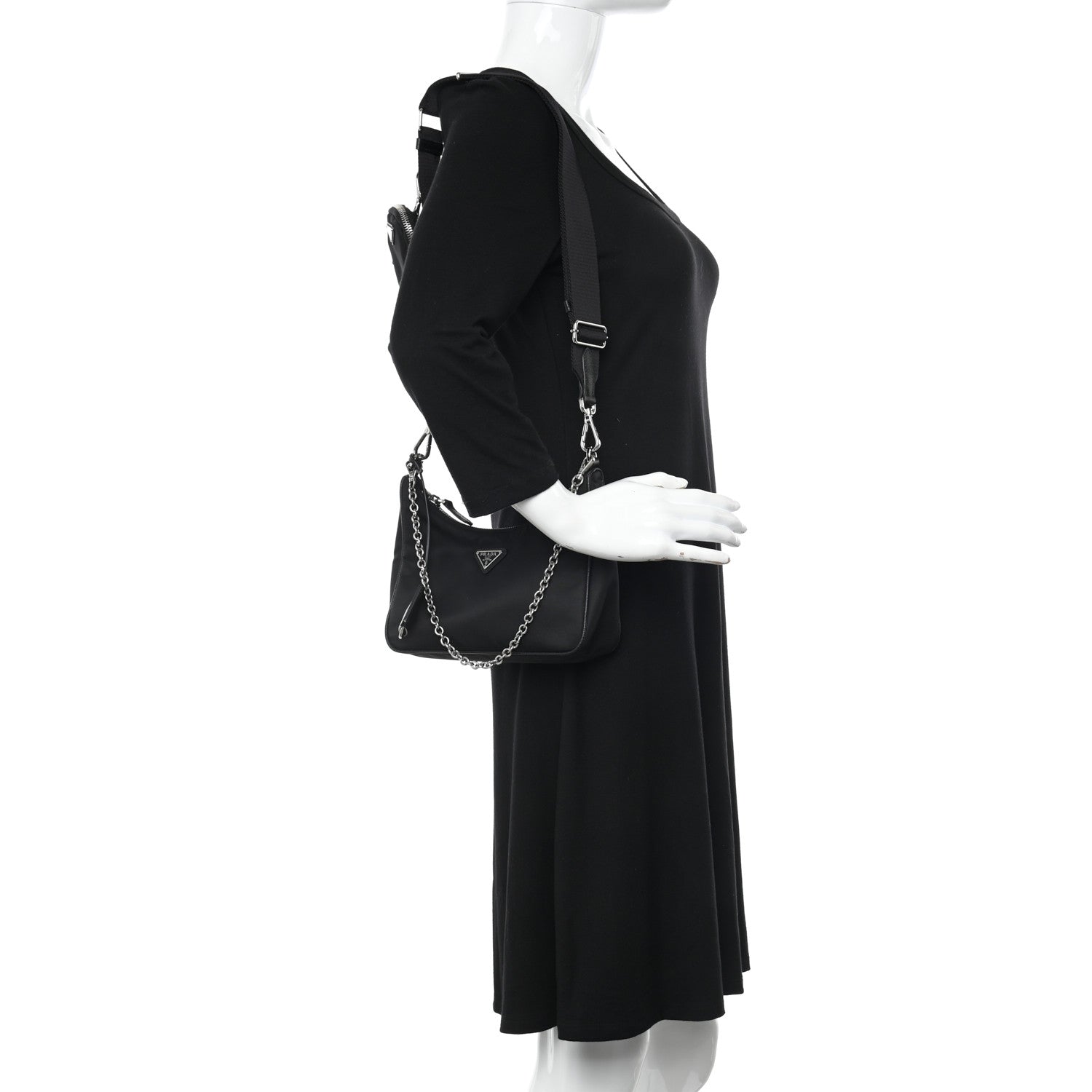 Prada Nylon Re-Edition 2005 Shoulder Bag Black 2 of 12
