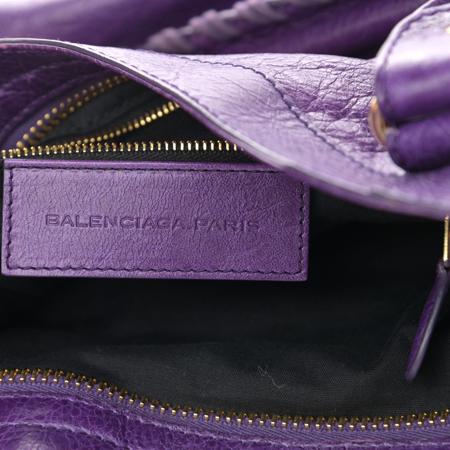 Agneau Giant 21 Gold Hardware City Dark Violet