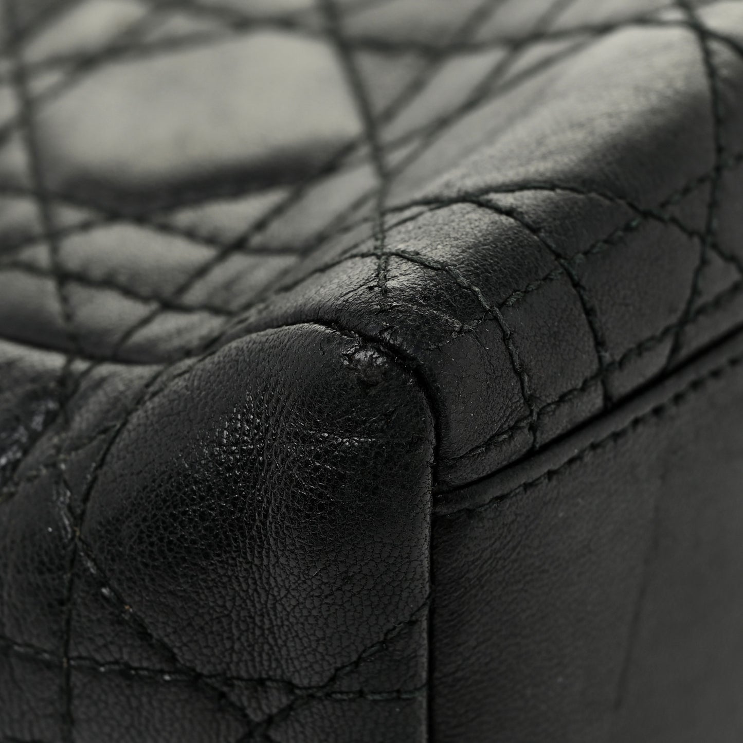 Lambskin Cannage Medium Lady Dior Black