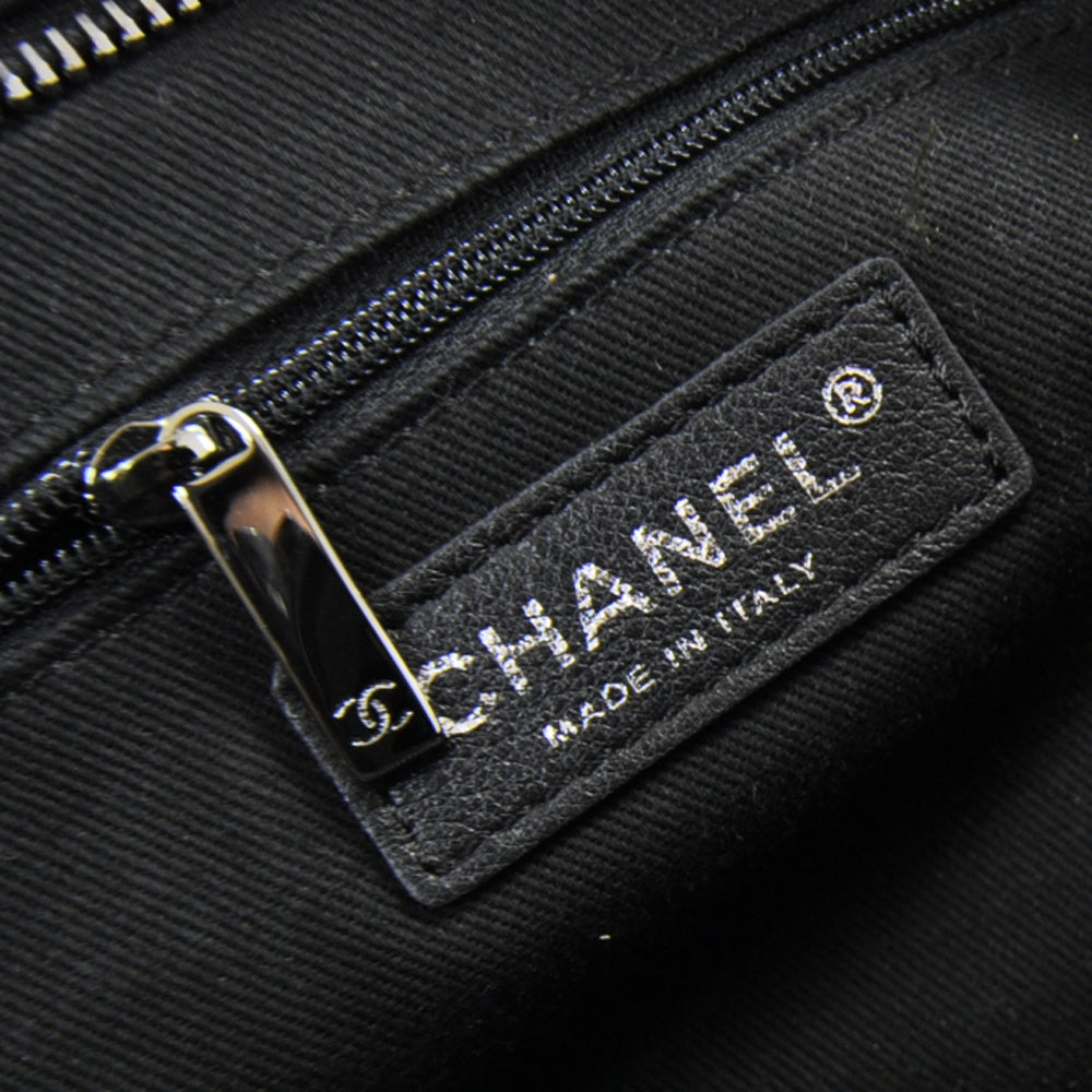 Caviar Small Diamond Stitch Tote Black