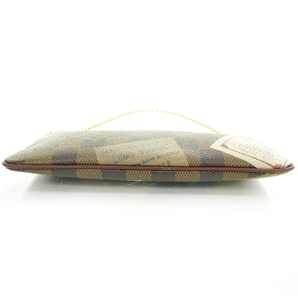 Damier Ebene Trunks Labels Pochette Milla MM