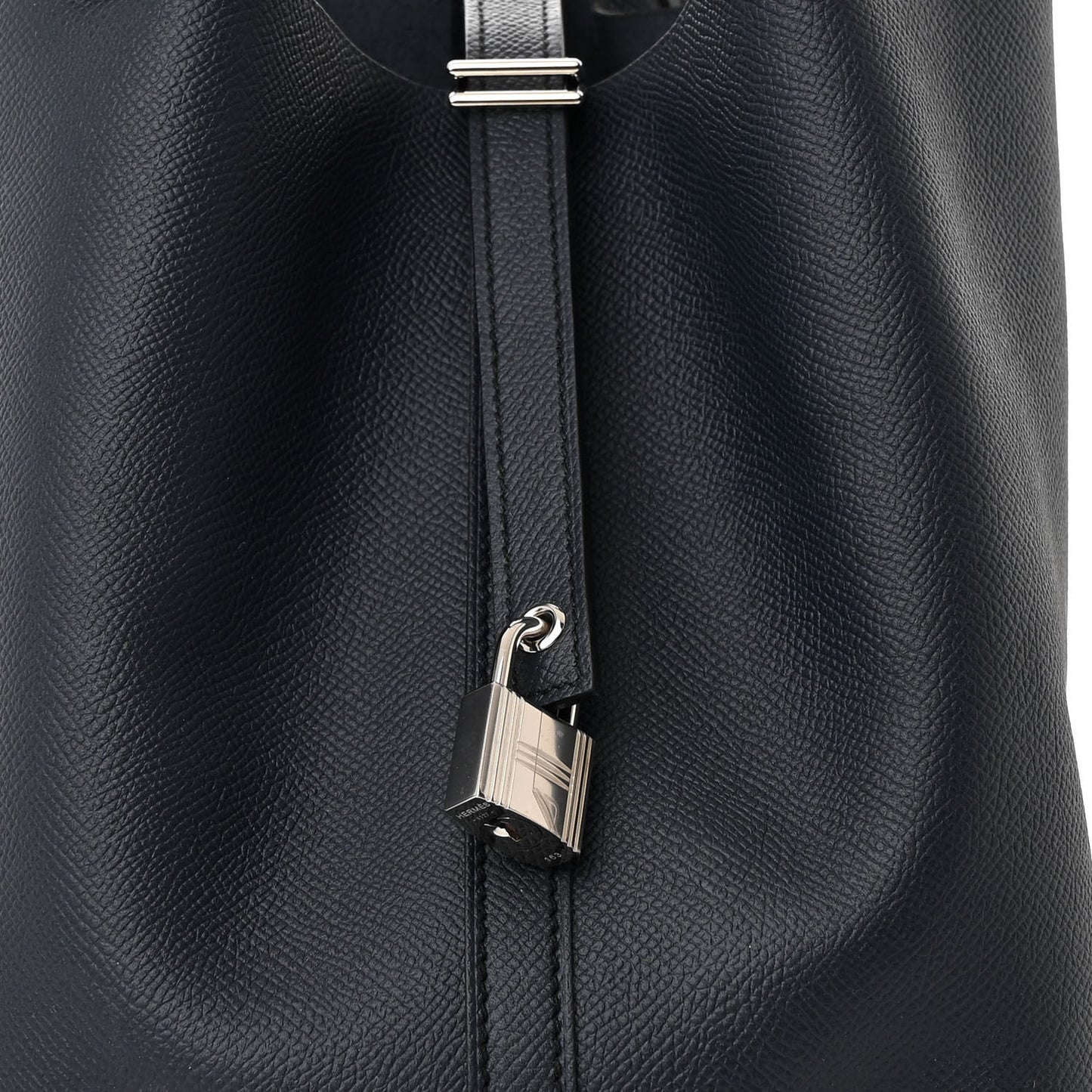 Epsom Tressage De Cuir Picotin Lock 22 MM Bleu Indigo Black Terre Battue