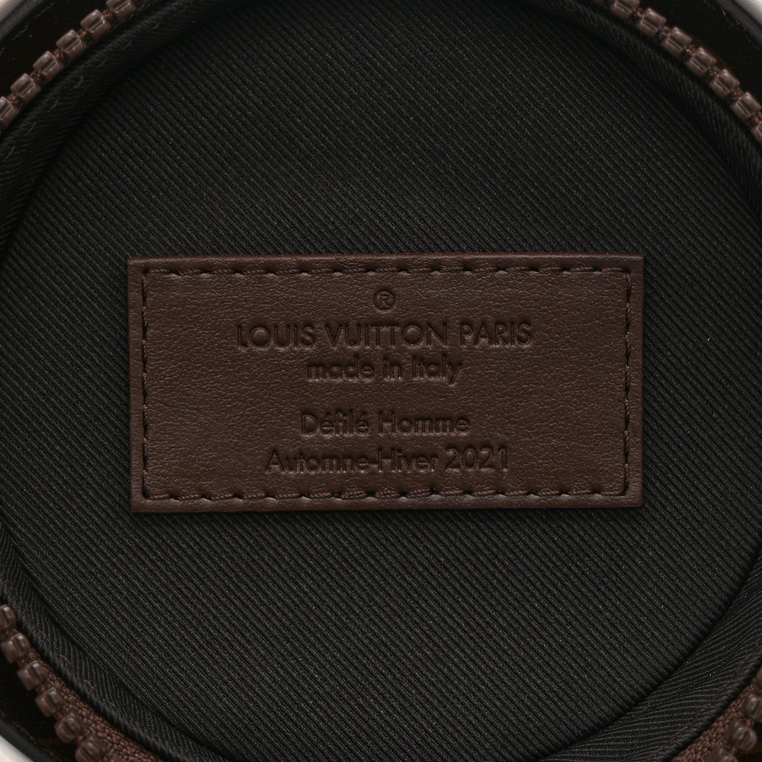Louis Vuitton Monogram Calfskin Everyday LV Coffee Cup Pouch 6 of 9