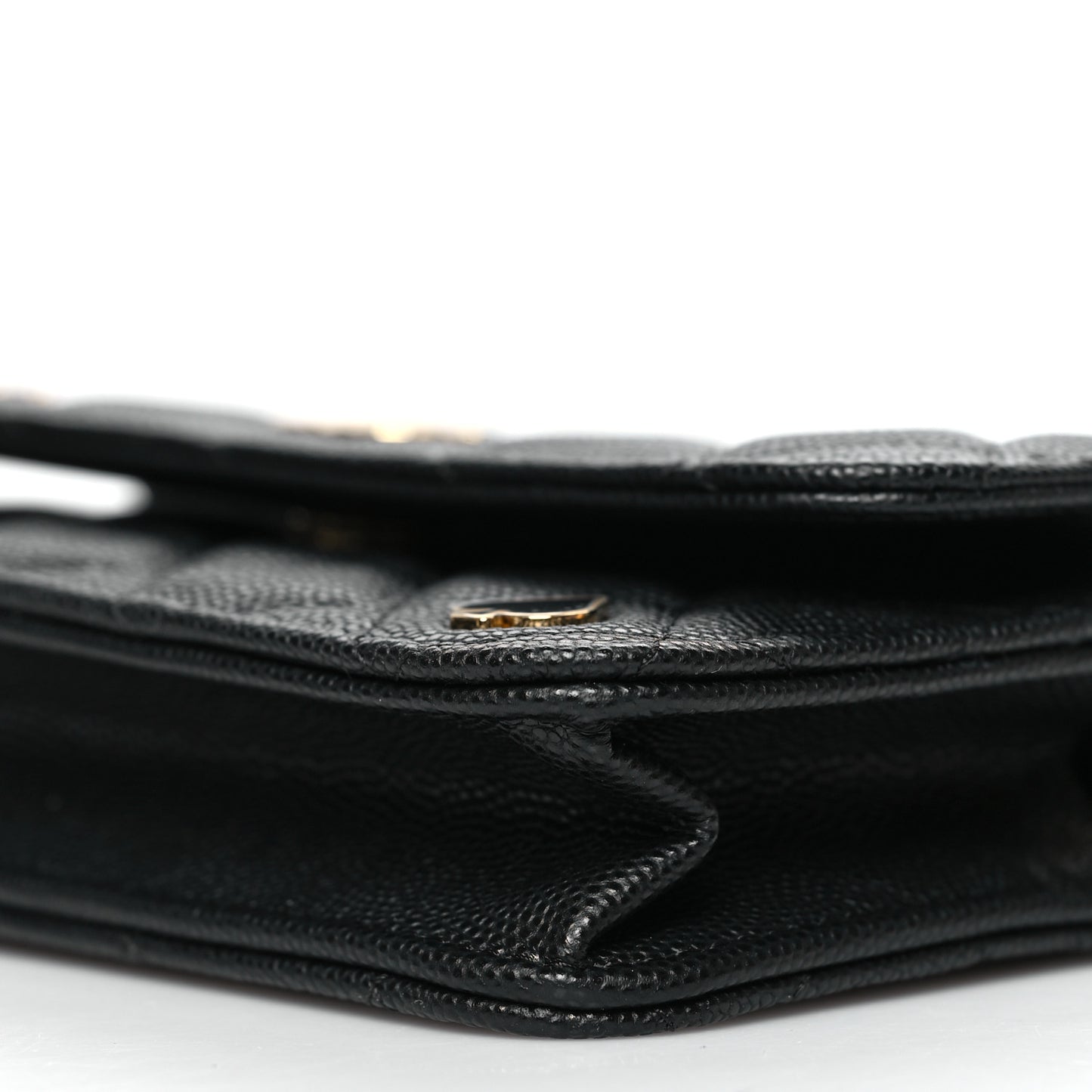 Caviar Quilted Enamel Coco Casino Flap Phone Holder With Chain Black