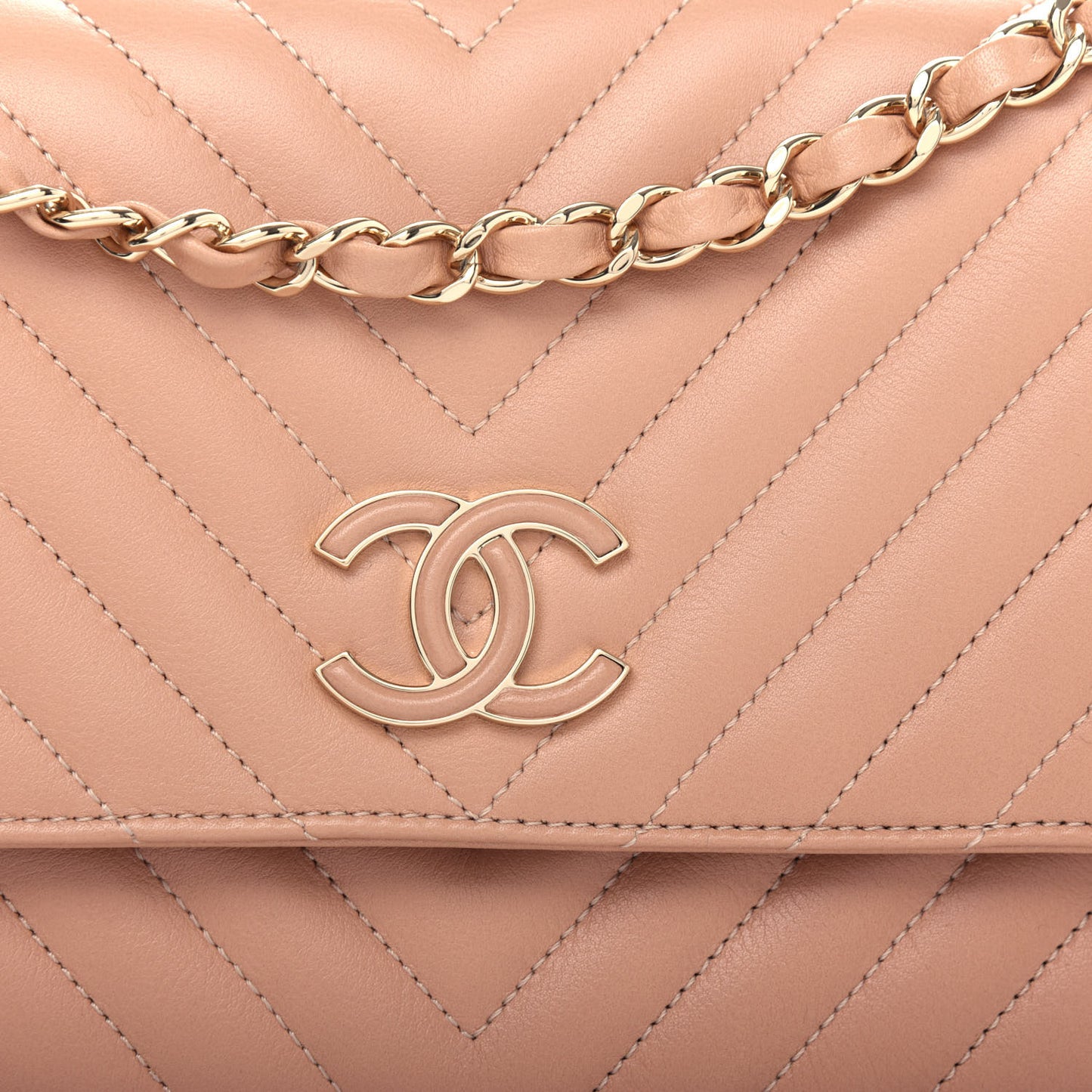 Calfskin Quilted Medium Daily Chevron Flap Beige