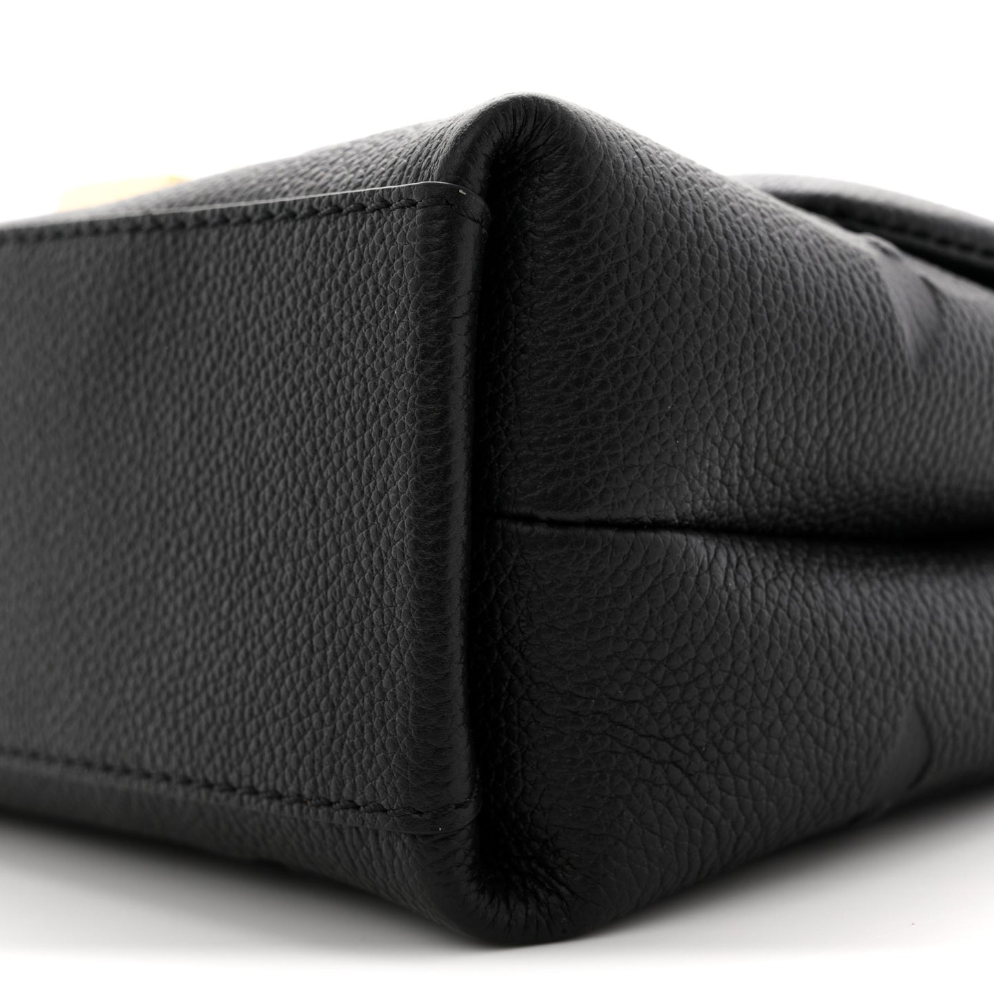 Empreinte Monogram Giant Madeleine BB Black